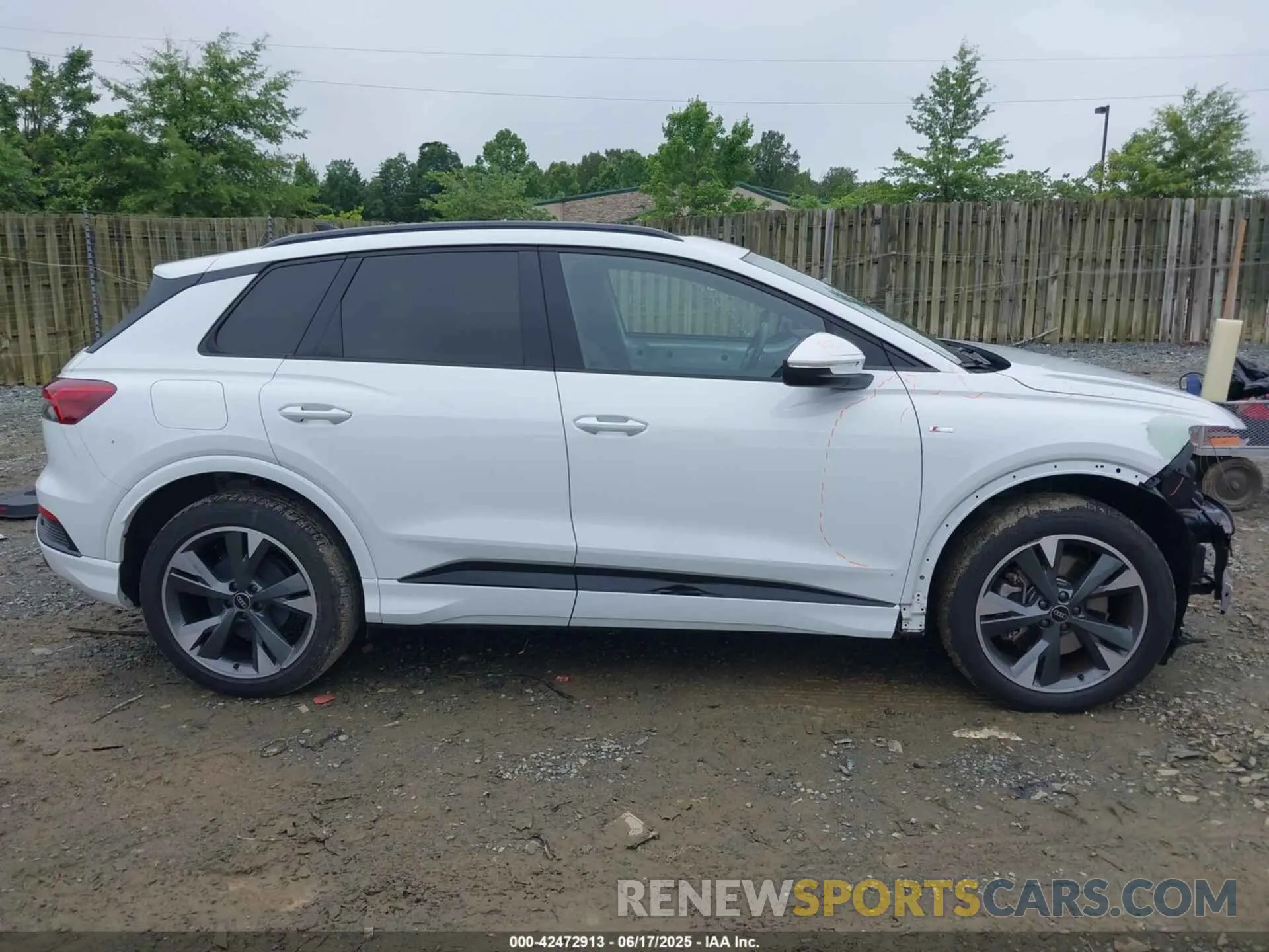 14 Photograph of a damaged car WA1K2BFZ0PP054236 AUDI Q4 E-TRON 2023