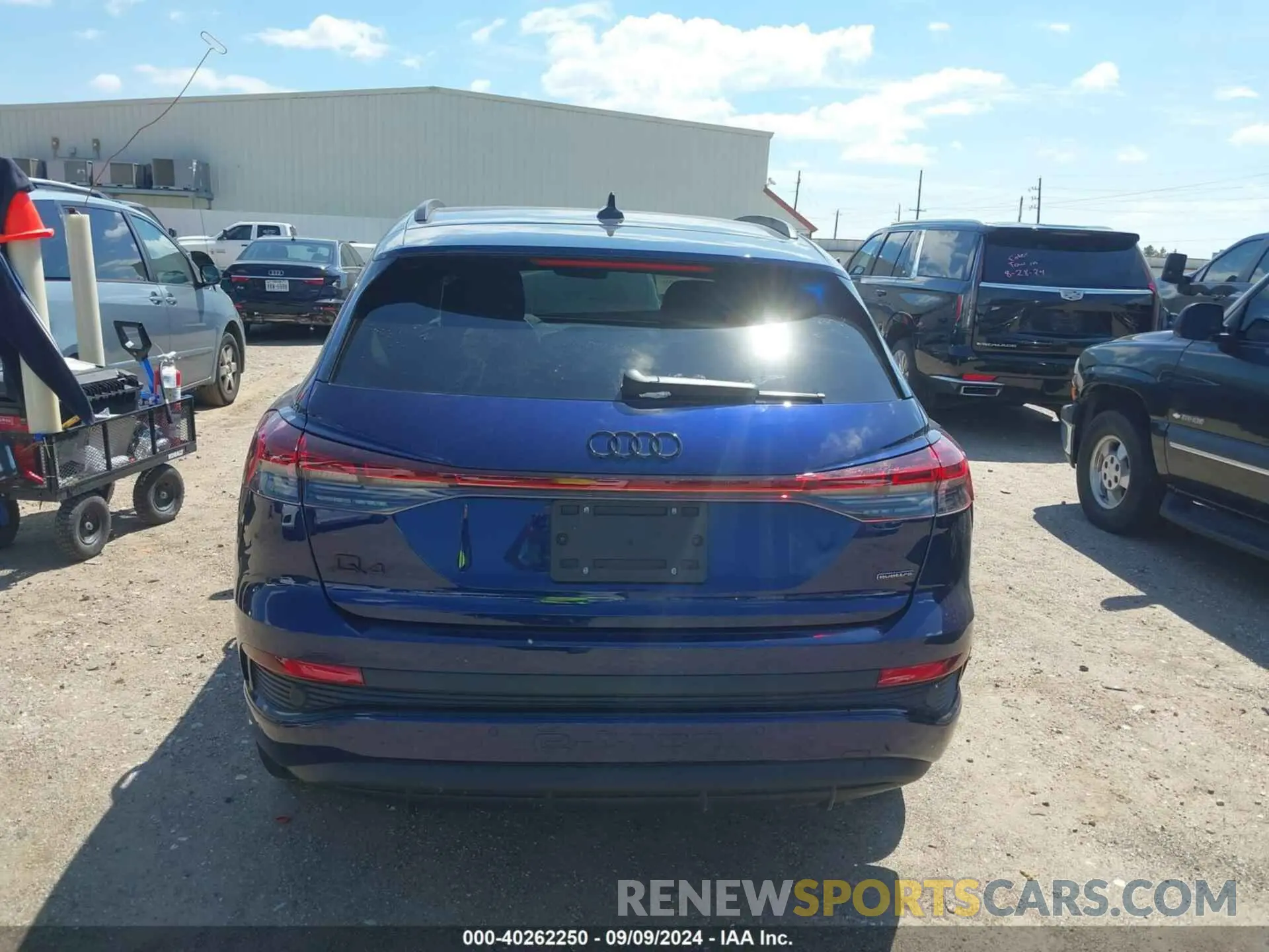 17 Photograph of a damaged car WA1L2BFZ6PP068369 AUDI Q4 E-TRON 2023