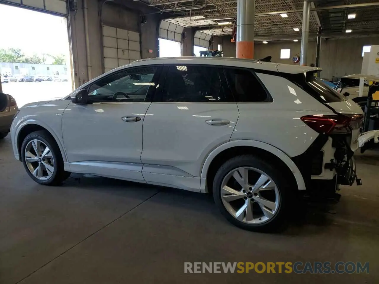2 Photograph of a damaged car WA1L2BFZ8PP063724 AUDI Q4 E-TRON 2023