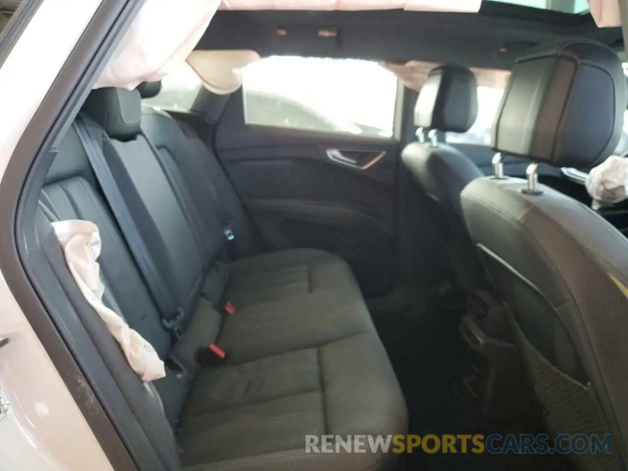 11 Photograph of a damaged car WA1L2BFZ9PP028898 AUDI Q4 E-TRON 2023
