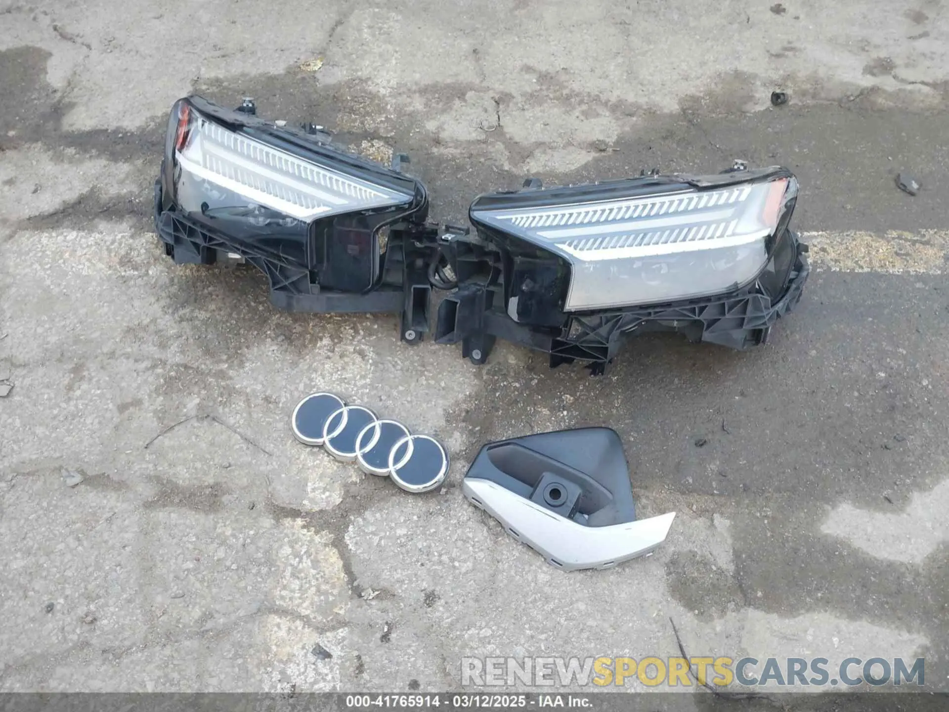 12 Photograph of a damaged car WA1M2BFZ0PP039552 AUDI Q4 E-TRON 2023