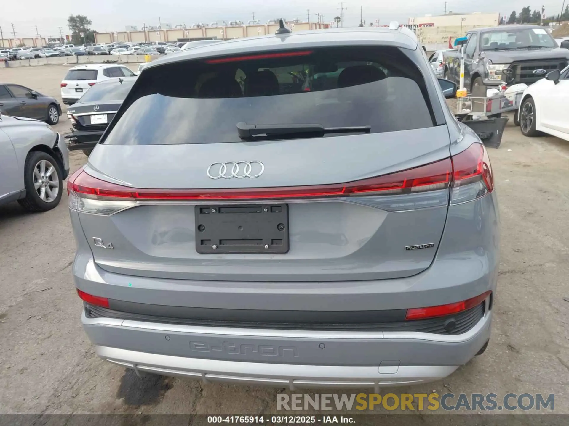 17 Photograph of a damaged car WA1M2BFZ0PP039552 AUDI Q4 E-TRON 2023