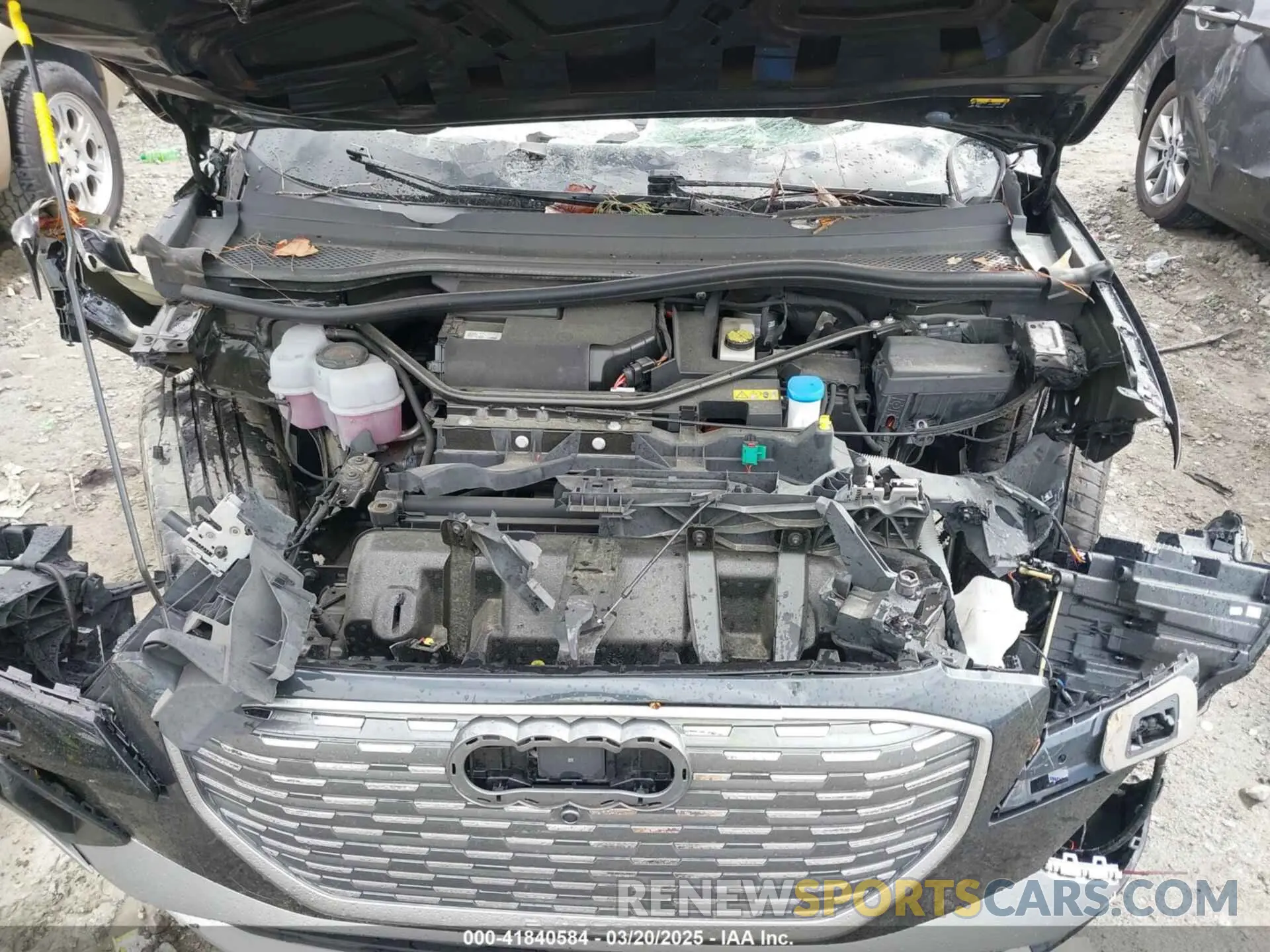 10 Photograph of a damaged car WA1M2BFZ7PP049284 AUDI Q4 E-TRON 2023