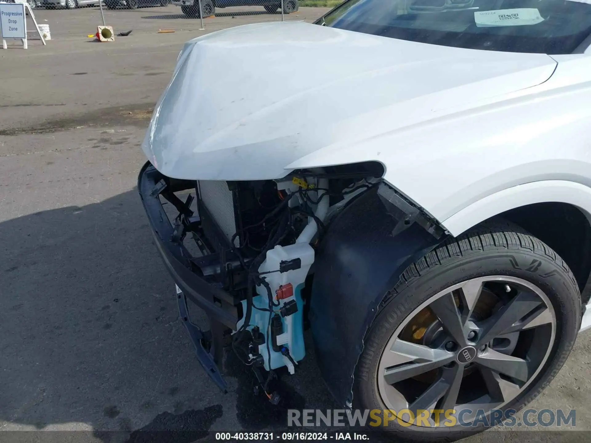6 Photograph of a damaged car WA1M2BFZXPP074552 AUDI Q4 E-TRON 2023