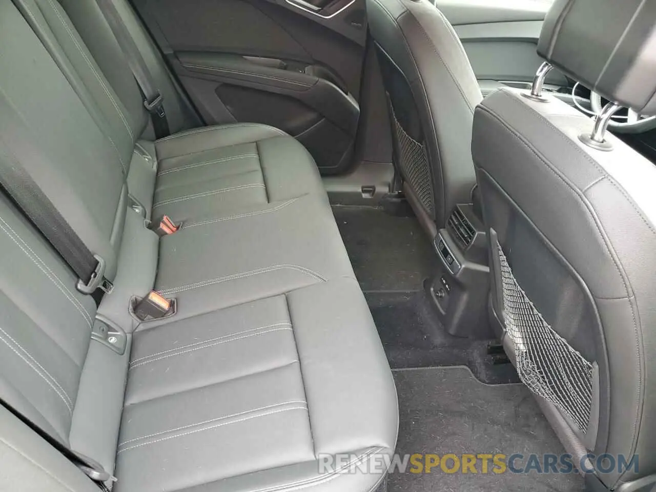 10 Photograph of a damaged car WA132BFZXRP029092 AUDI Q4 E-TRON 2024