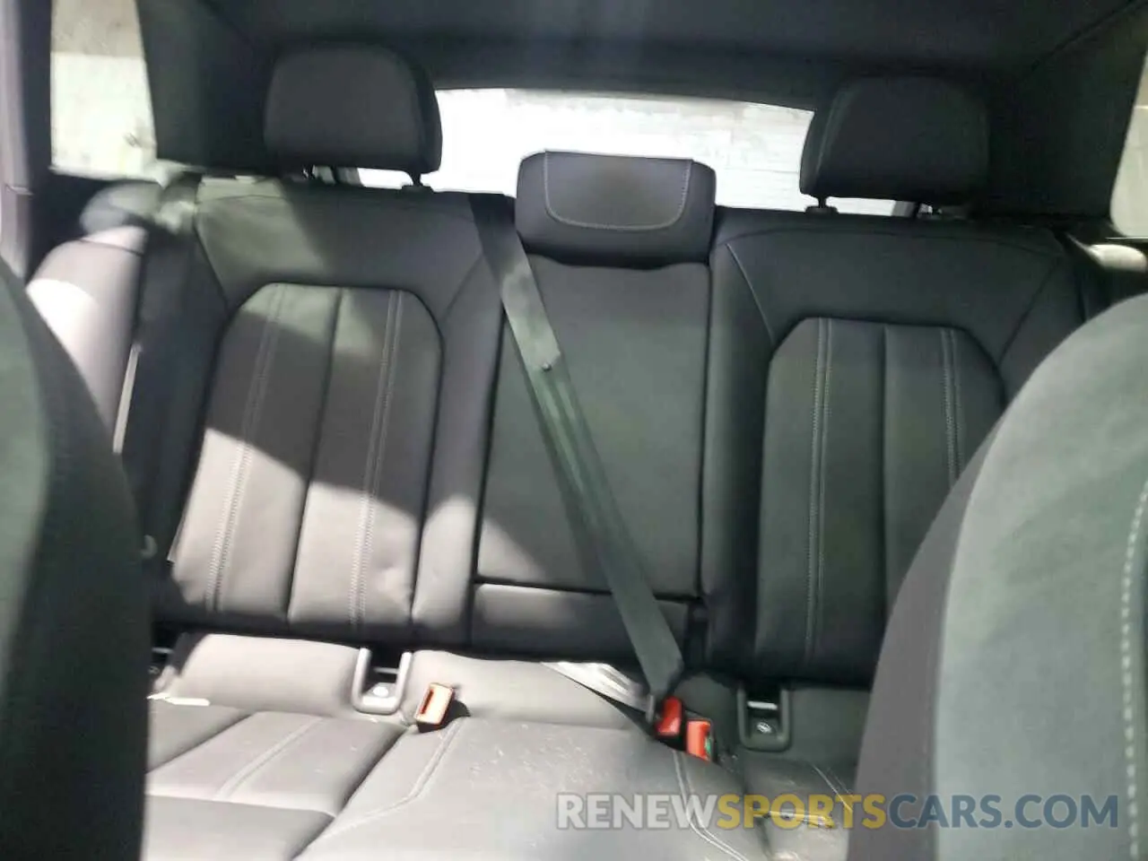 10 Photograph of a damaged car WA1LUBFZ3RP048609 AUDI Q4 E-TRON 2024