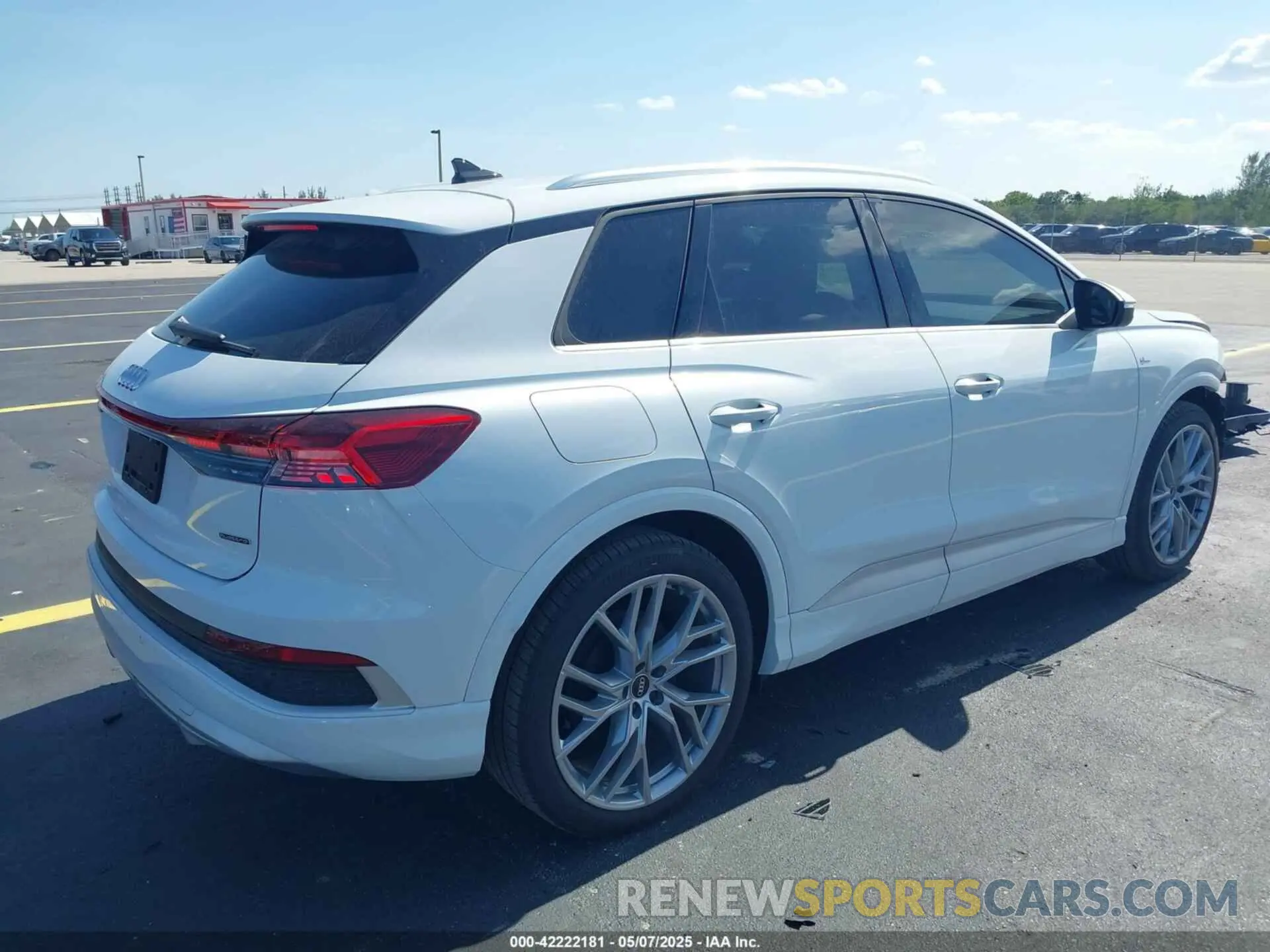 4 Photograph of a damaged car WA1LUBFZ3SP012635 AUDI Q4 E-TRON 2025