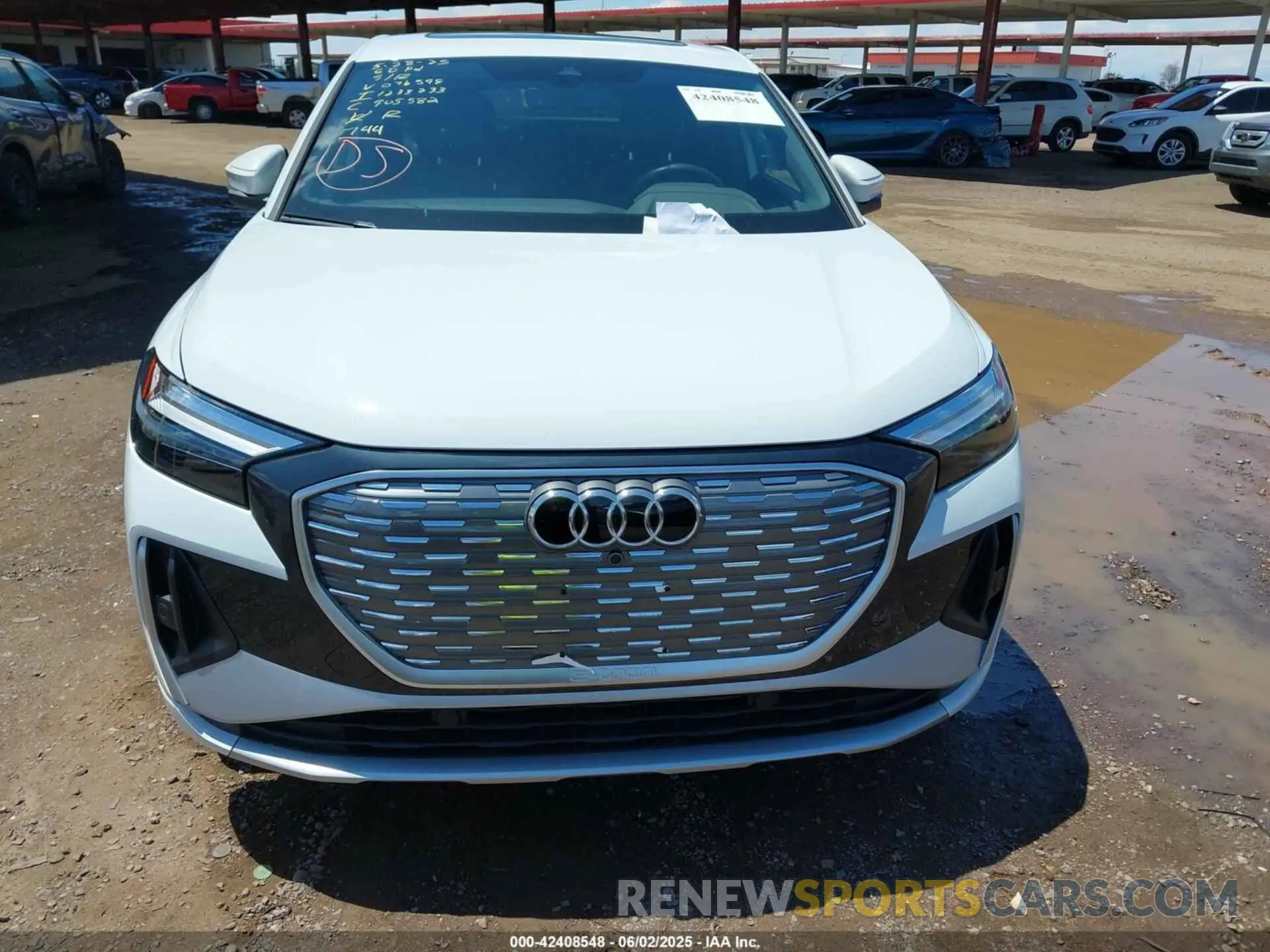 11 Photograph of a damaged car WA122BFZ6PP076595 AUDI Q4 SPORTBACK E-TRON 2023