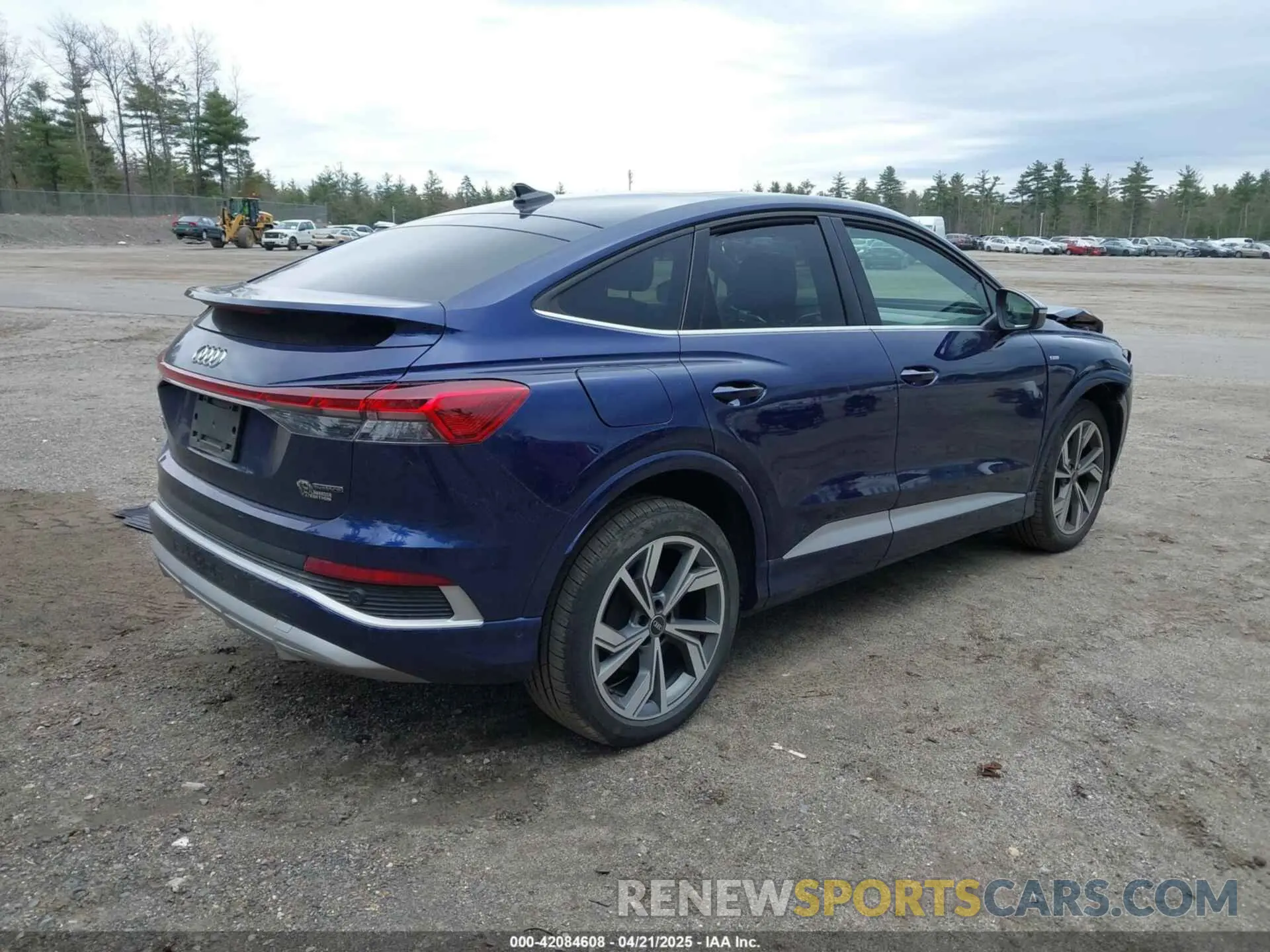 4 Photograph of a damaged car WA142BFZ1PP029824 AUDI Q4 SPORTBACK E-TRON 2023
