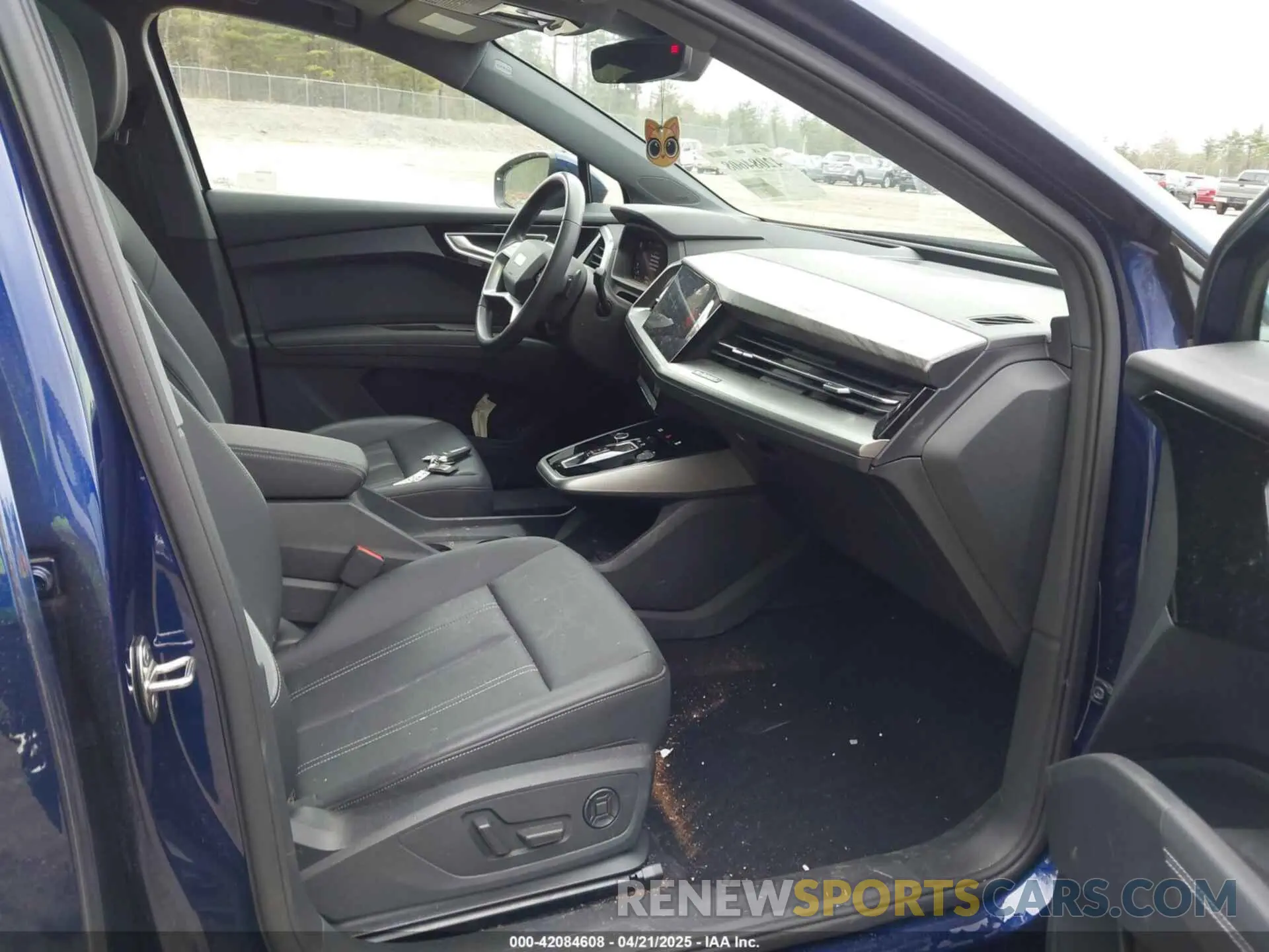 5 Photograph of a damaged car WA142BFZ1PP029824 AUDI Q4 SPORTBACK E-TRON 2023