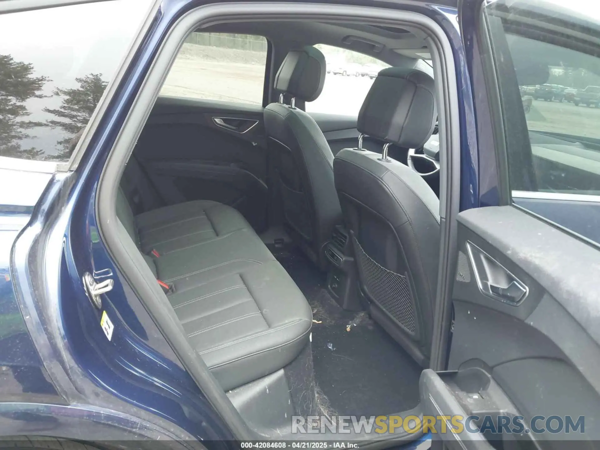 8 Photograph of a damaged car WA142BFZ1PP029824 AUDI Q4 SPORTBACK E-TRON 2023