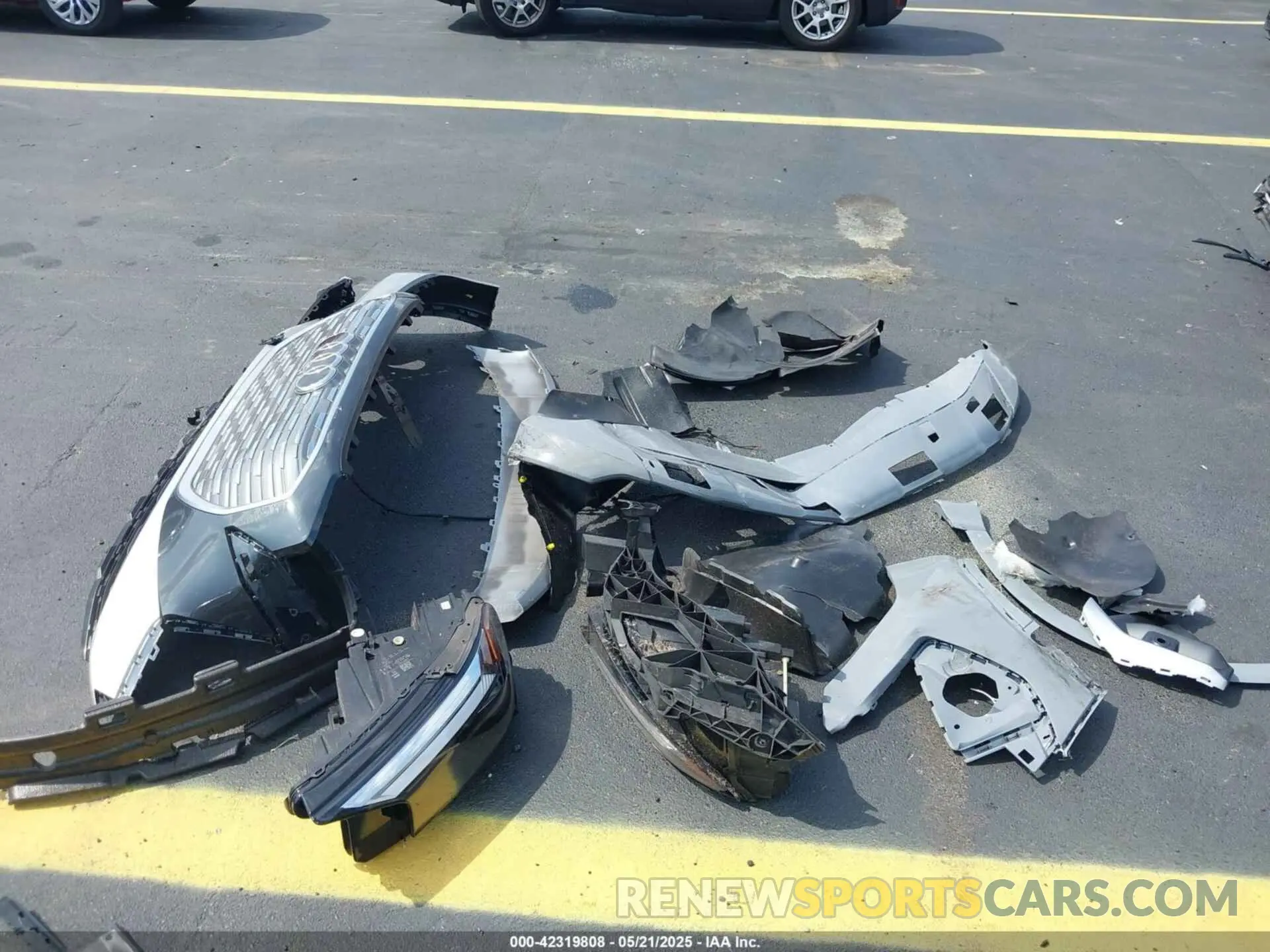 11 Photograph of a damaged car WA12UBFZ8SP023867 AUDI Q4 SPORTBACK E-TRON 2025
