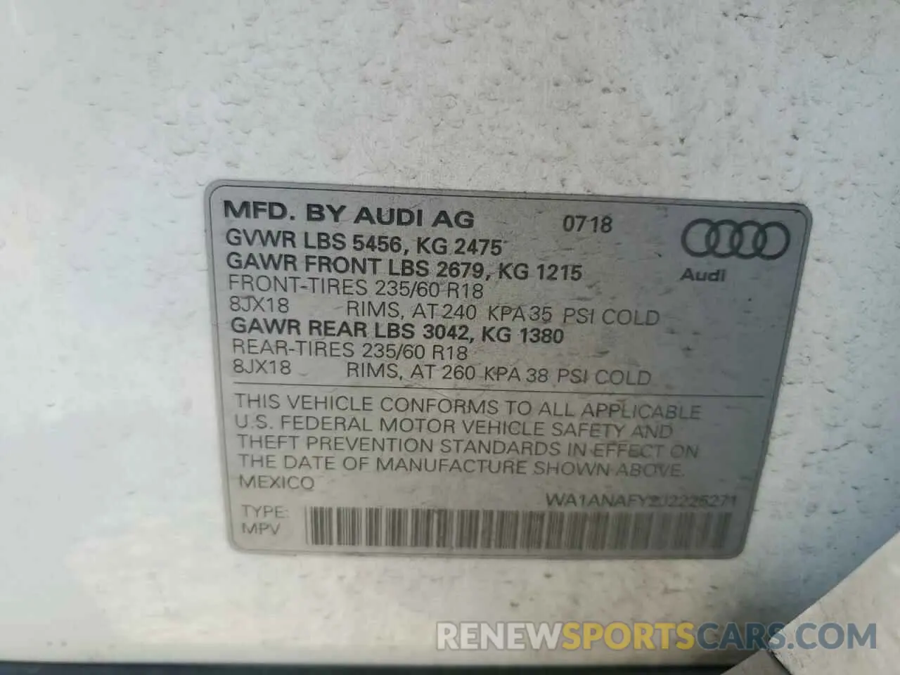 13 Photograph of a damaged car WA1ANAFY2J2225271 AUDI Q5 2018