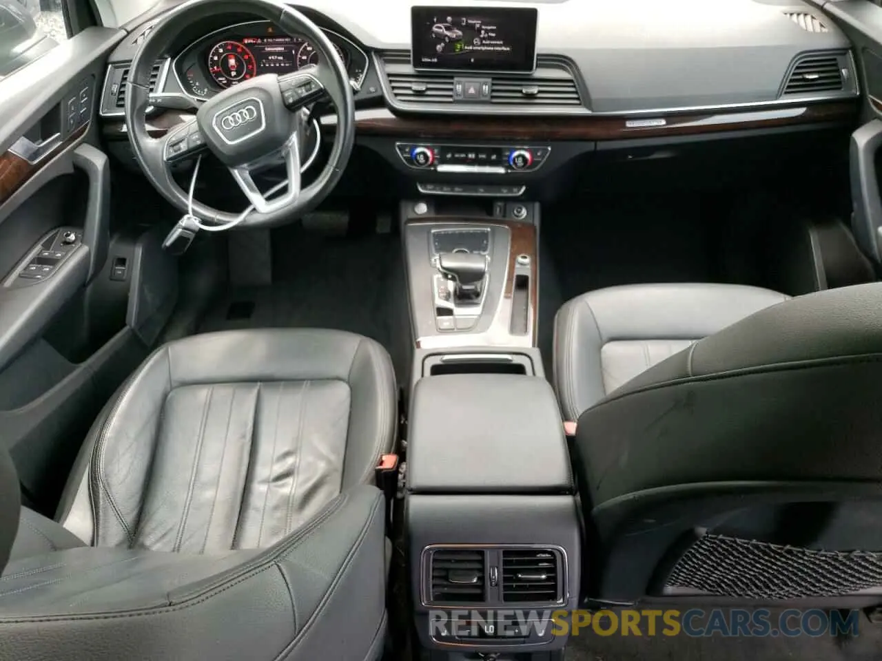 8 Photograph of a damaged car WA1BNAFY7J2215050 AUDI Q5 2018