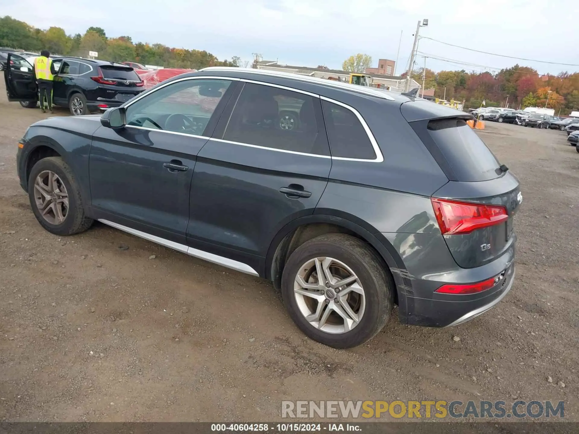 3 Photograph of a damaged car WA1ANAFY0K2023238 AUDI Q5 2019