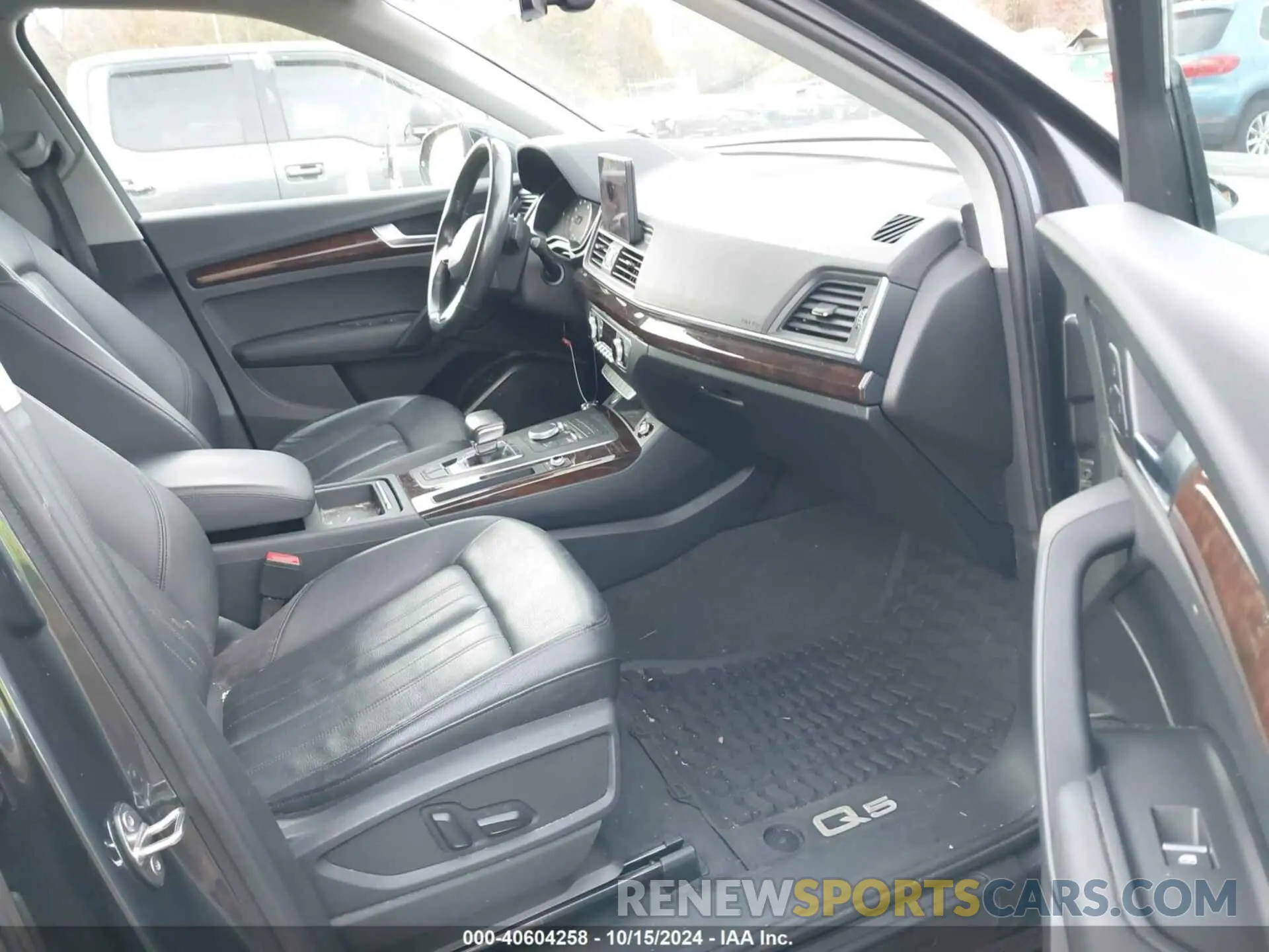 5 Photograph of a damaged car WA1ANAFY0K2023238 AUDI Q5 2019