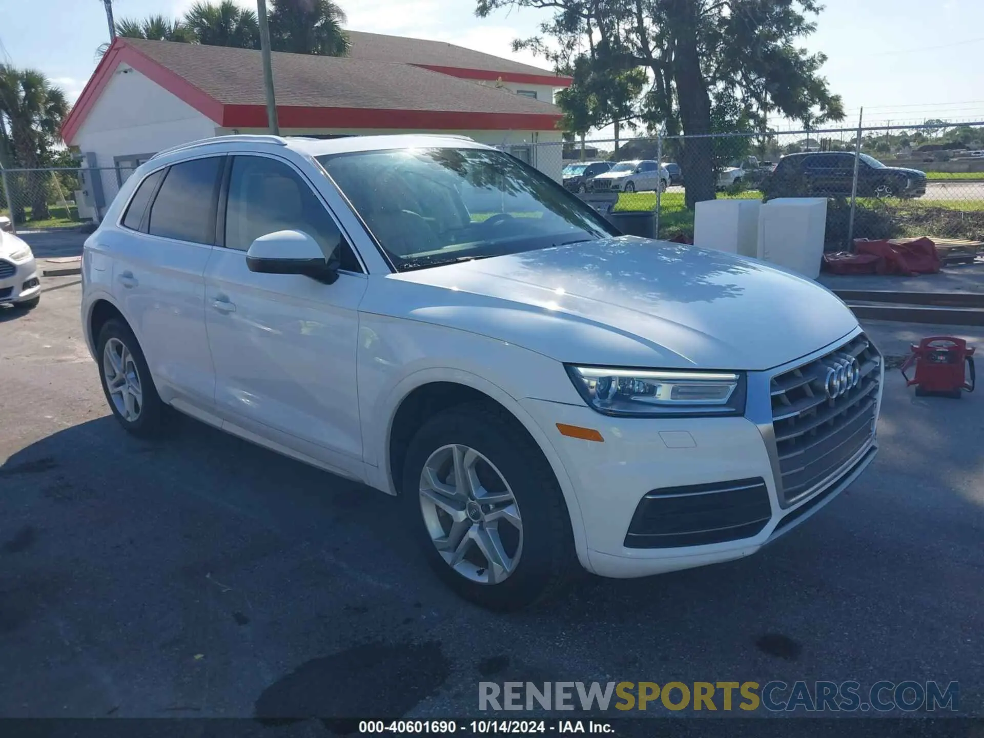 1 Photograph of a damaged car WA1ANAFY0K2064484 AUDI Q5 2019