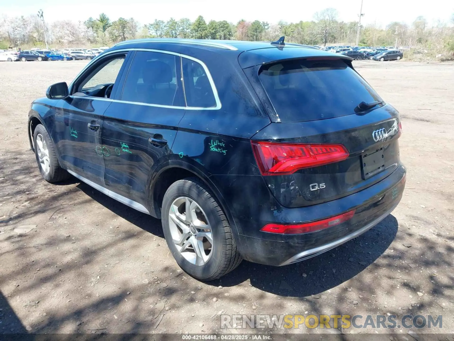3 Photograph of a damaged car WA1ANAFY0K2103123 AUDI Q5 2019