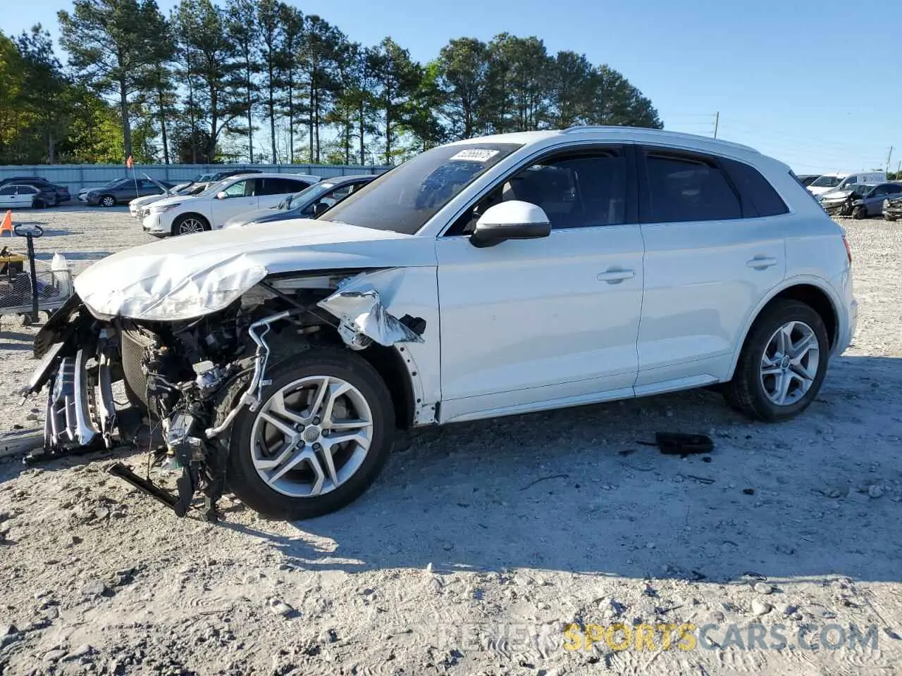 1 Photograph of a damaged car WA1ANAFY0K2117278 AUDI Q5 2019