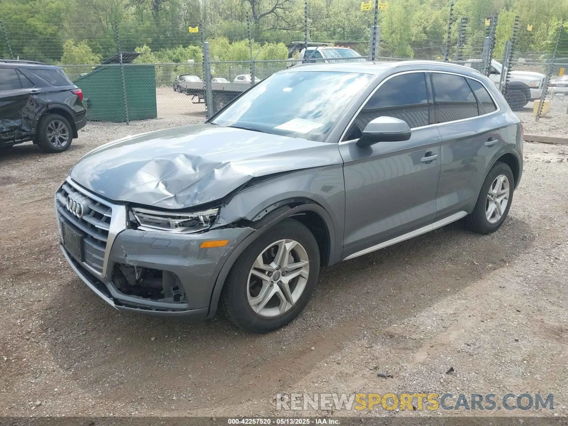 2 Photograph of a damaged car WA1ANAFY0K2123808 AUDI Q5 2019
