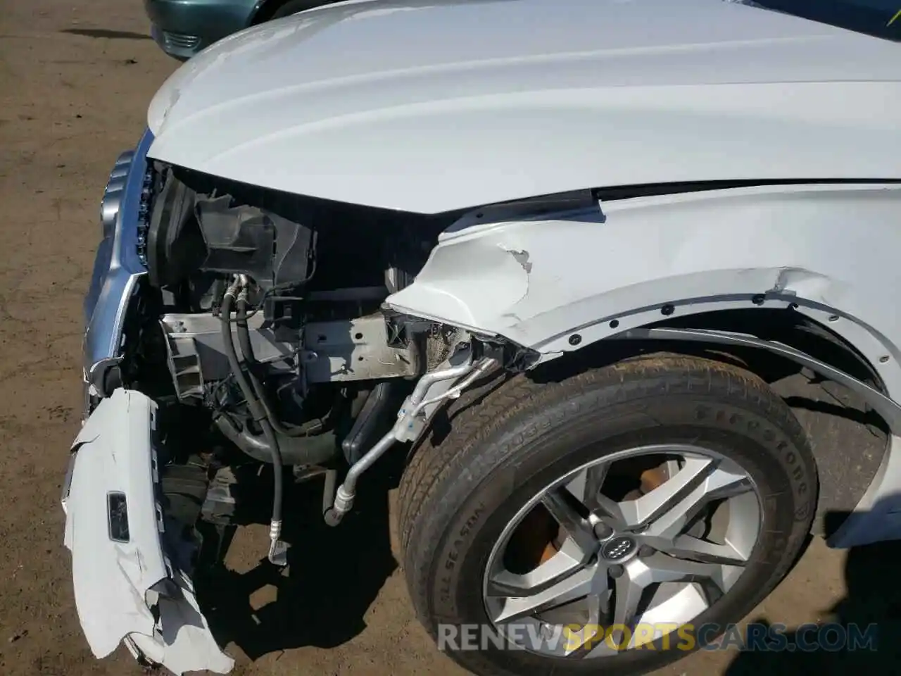 9 Photograph of a damaged car WA1ANAFY0K2127065 AUDI Q5 2019