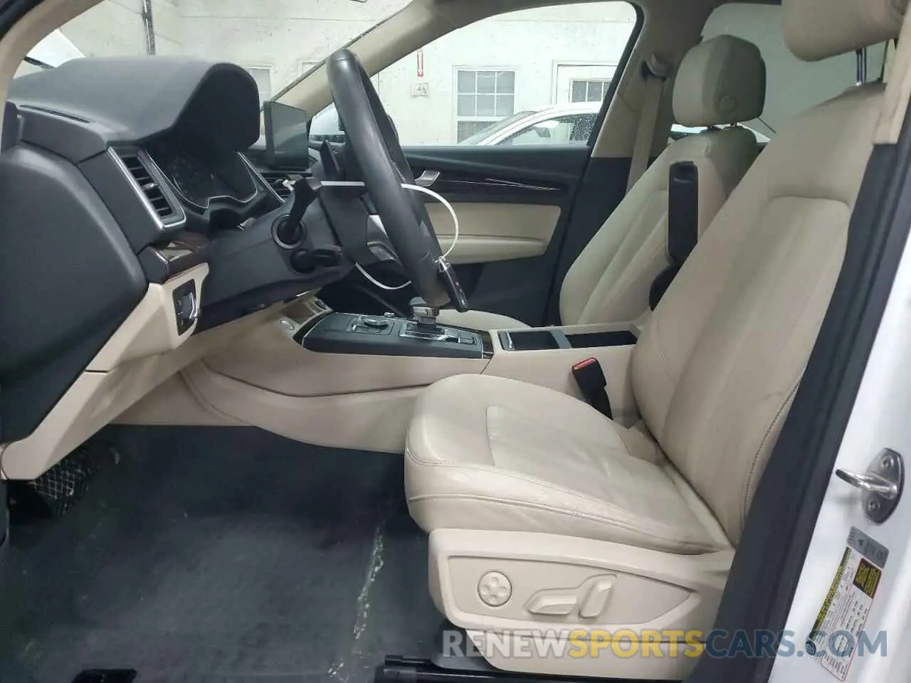 7 Photograph of a damaged car WA1ANAFY1K2023149 AUDI Q5 2019