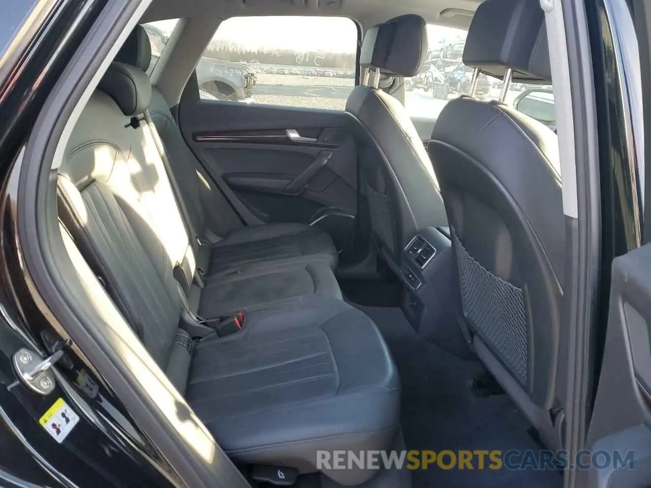 11 Photograph of a damaged car WA1ANAFY1K2059956 AUDI Q5 2019