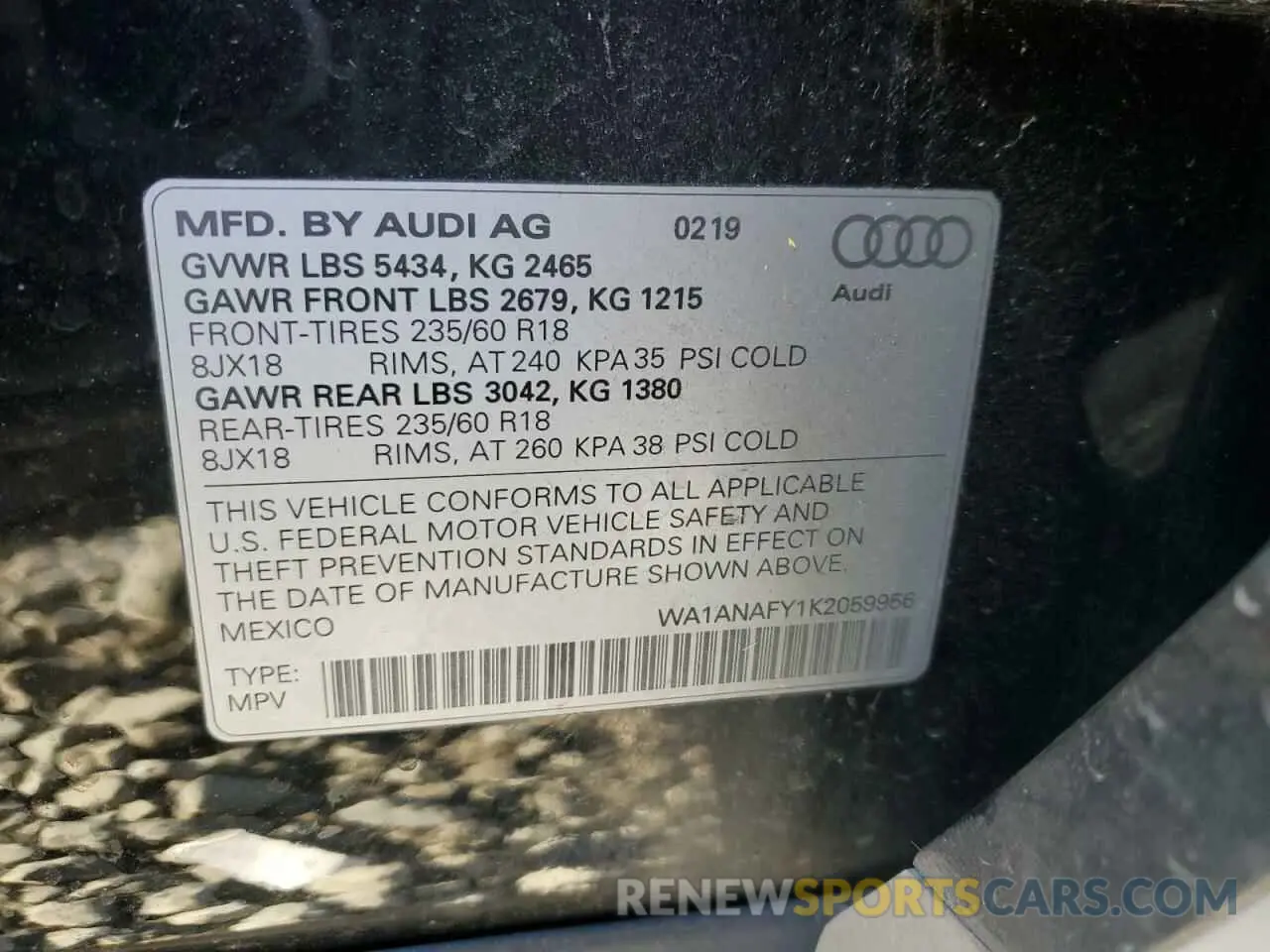 13 Photograph of a damaged car WA1ANAFY1K2059956 AUDI Q5 2019