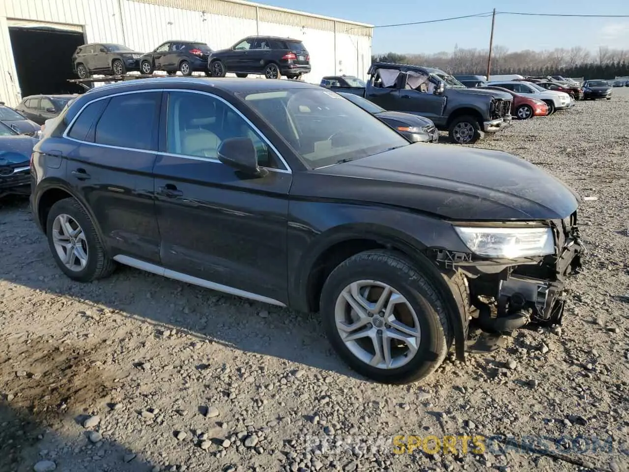 4 Photograph of a damaged car WA1ANAFY1K2059956 AUDI Q5 2019