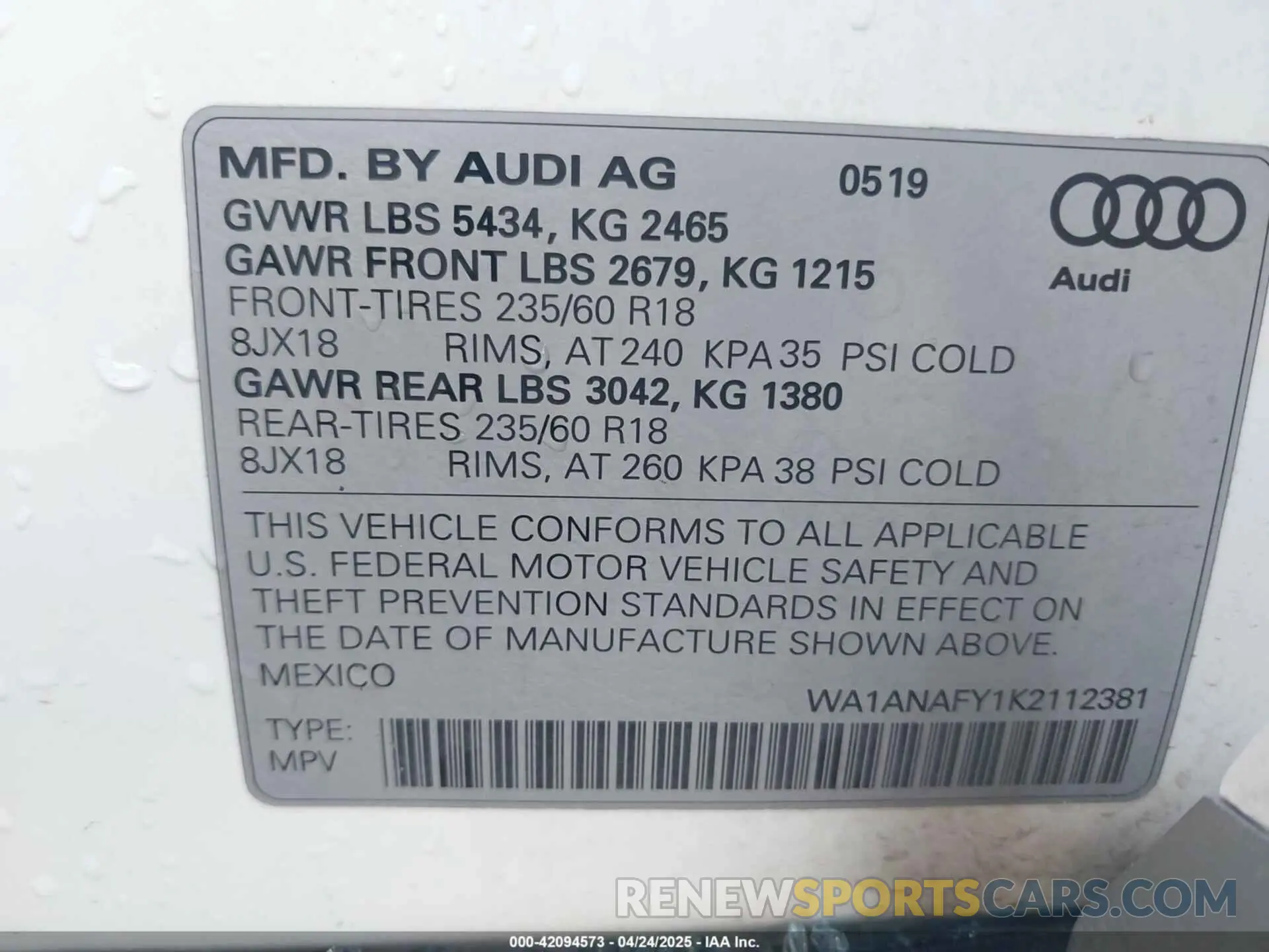 9 Photograph of a damaged car WA1ANAFY1K2112381 AUDI Q5 2019