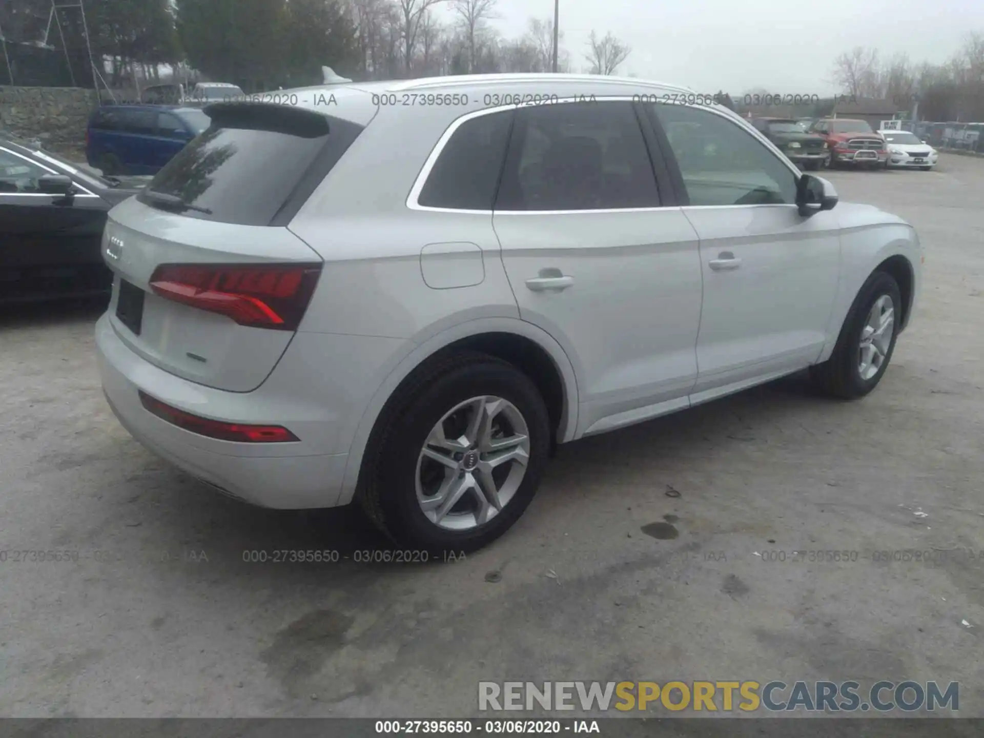 4 Photograph of a damaged car WA1ANAFY1K2115698 AUDI Q5 2019