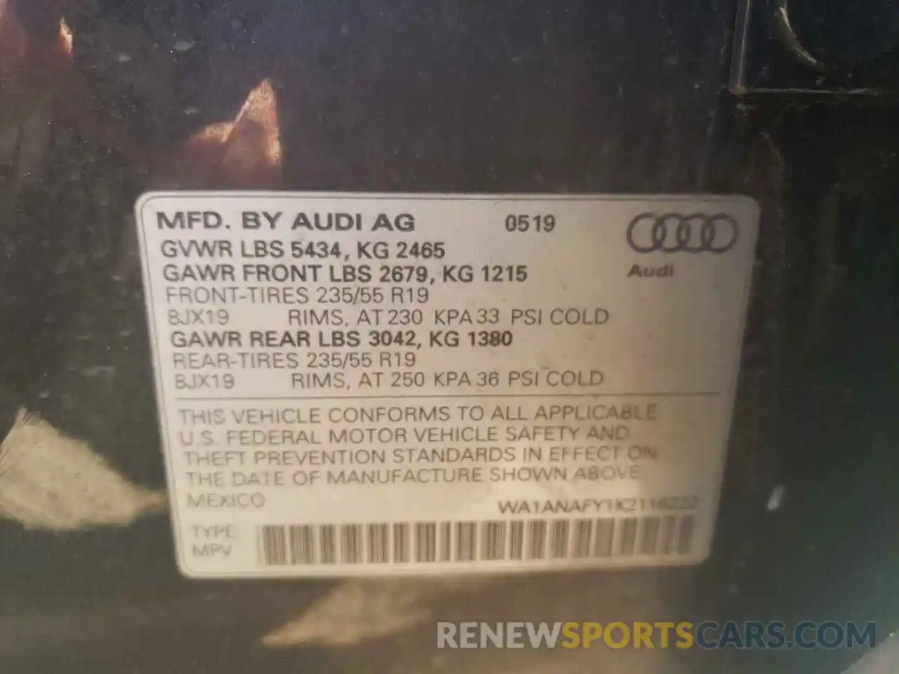 10 Photograph of a damaged car WA1ANAFY1K2116222 AUDI Q5 2019