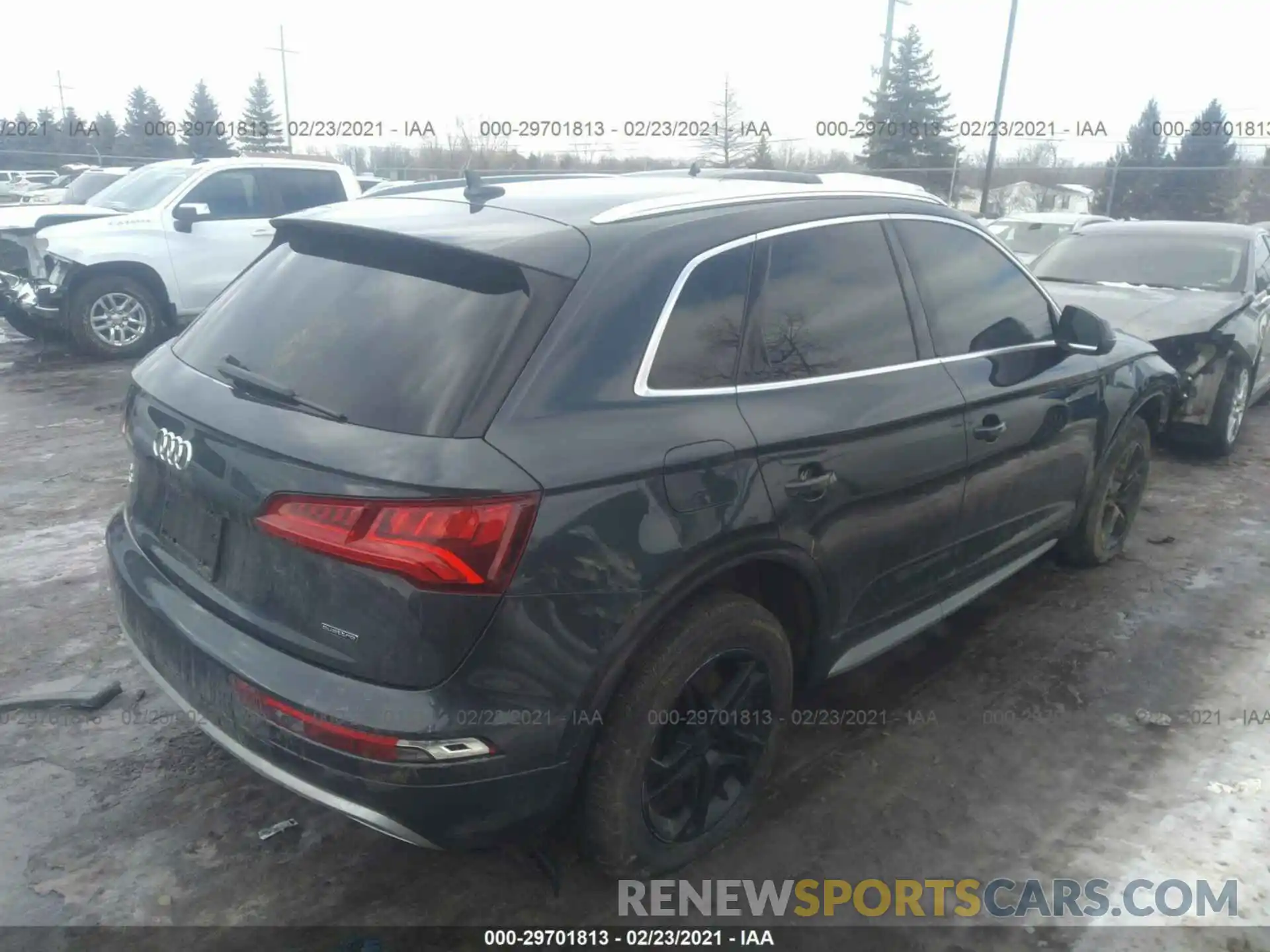 4 Photograph of a damaged car WA1ANAFY1K2116477 AUDI Q5 2019