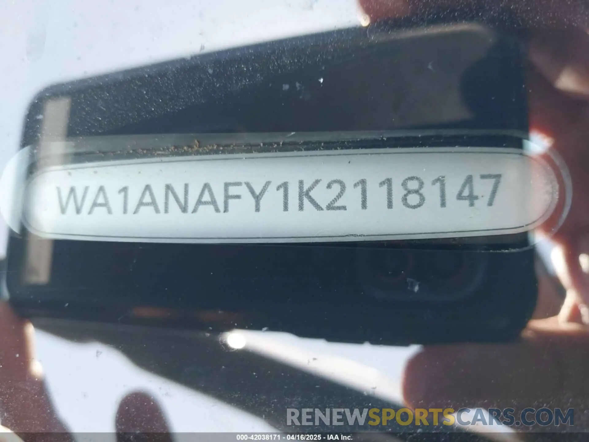 9 Photograph of a damaged car WA1ANAFY1K2118147 AUDI Q5 2019