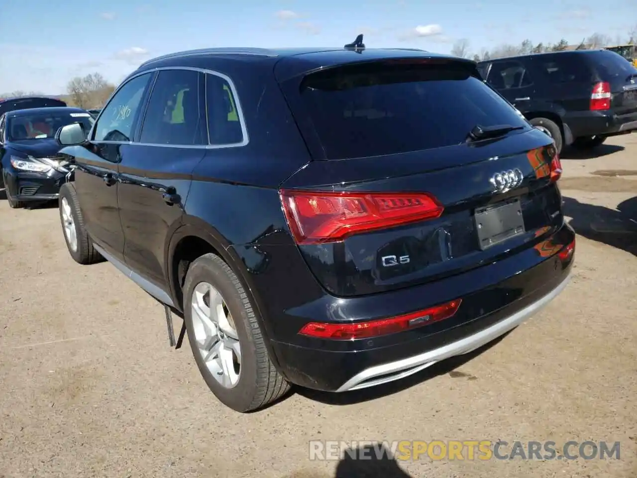 3 Photograph of a damaged car WA1ANAFY1K2118830 AUDI Q5 2019