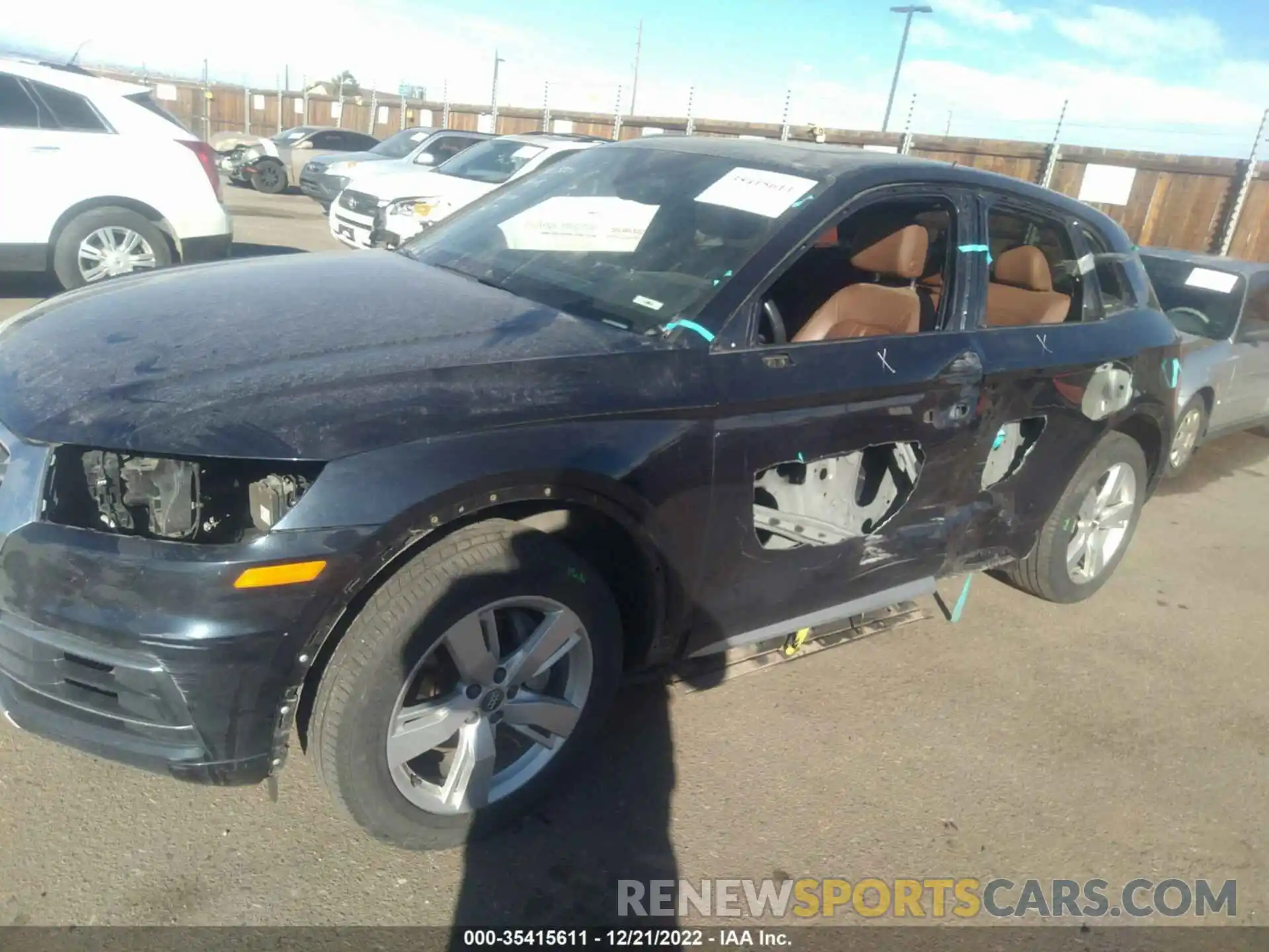 6 Photograph of a damaged car WA1ANAFY1K2121498 AUDI Q5 2019