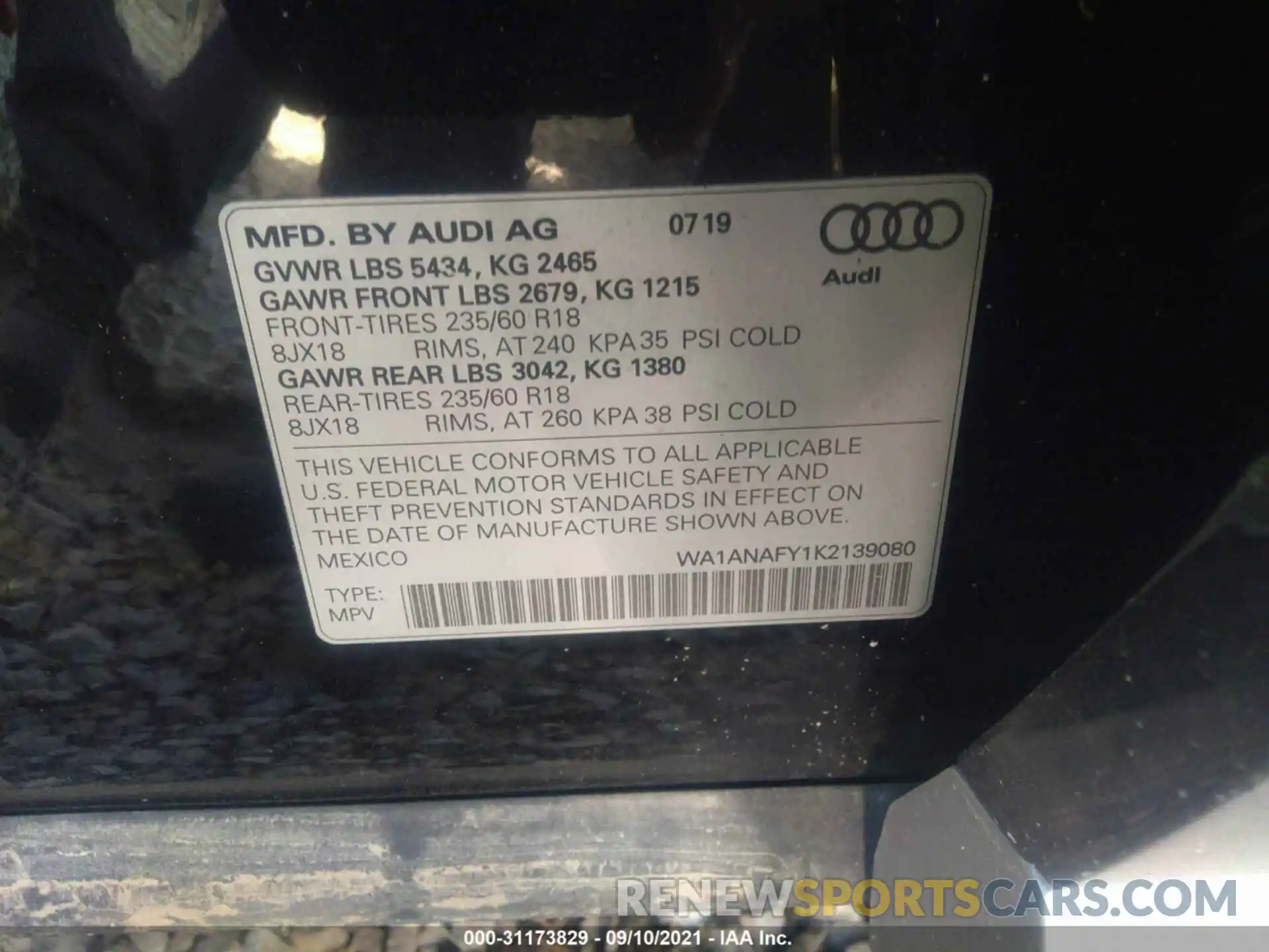 9 Photograph of a damaged car WA1ANAFY1K2139080 AUDI Q5 2019