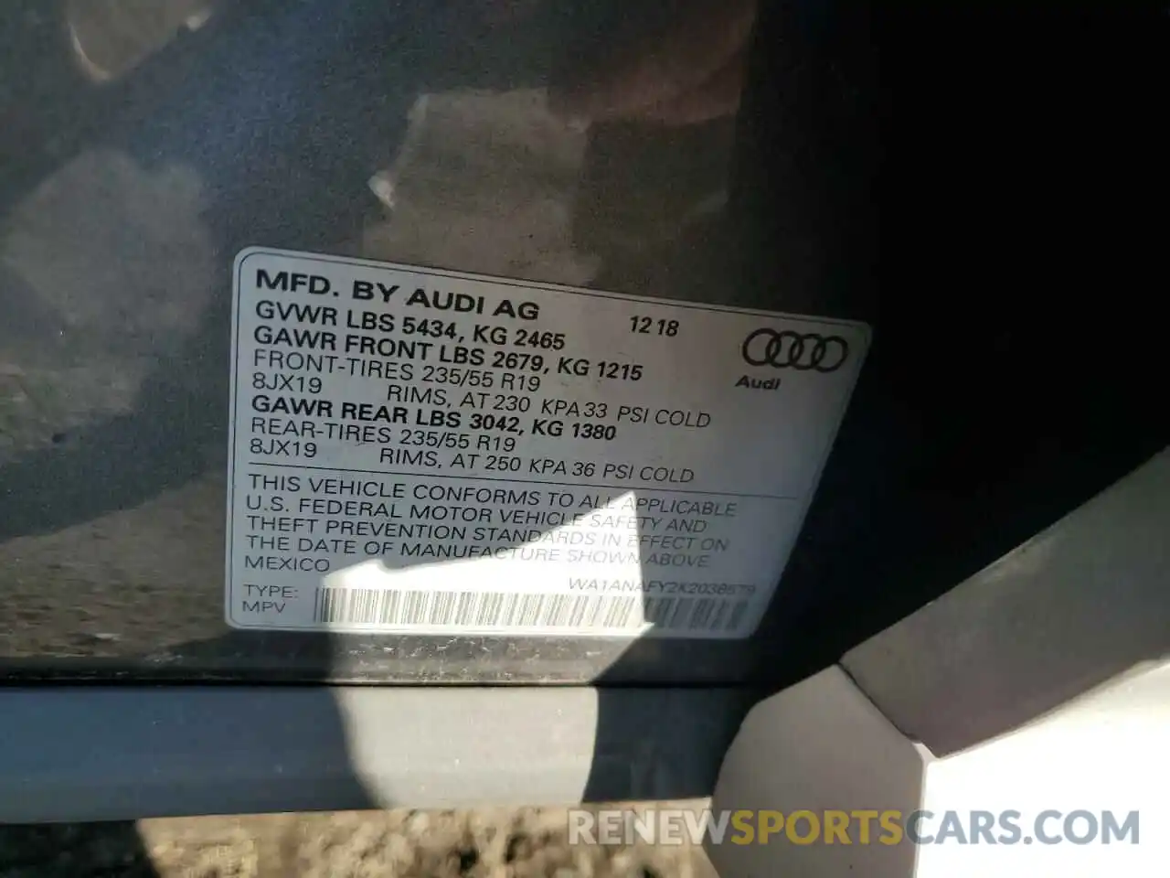 14 Photograph of a damaged car WA1ANAFY2K2038579 AUDI Q5 2019