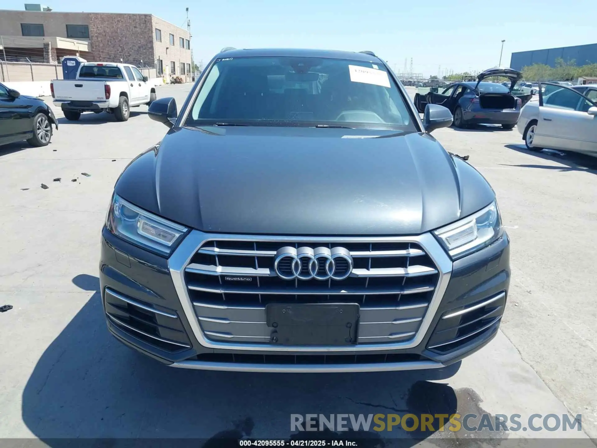 12 Photograph of a damaged car WA1ANAFY2K2040638 AUDI Q5 2019