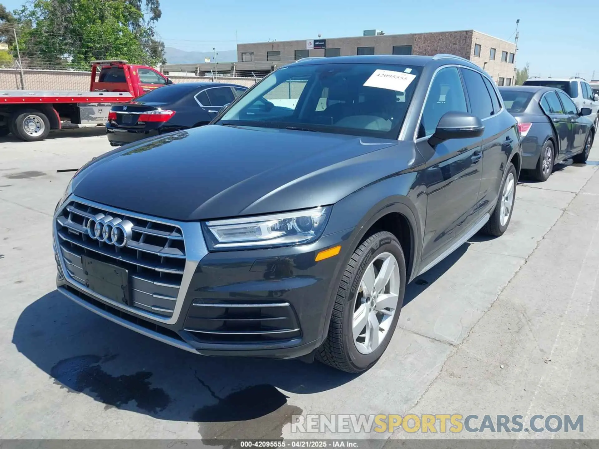 6 Photograph of a damaged car WA1ANAFY2K2040638 AUDI Q5 2019