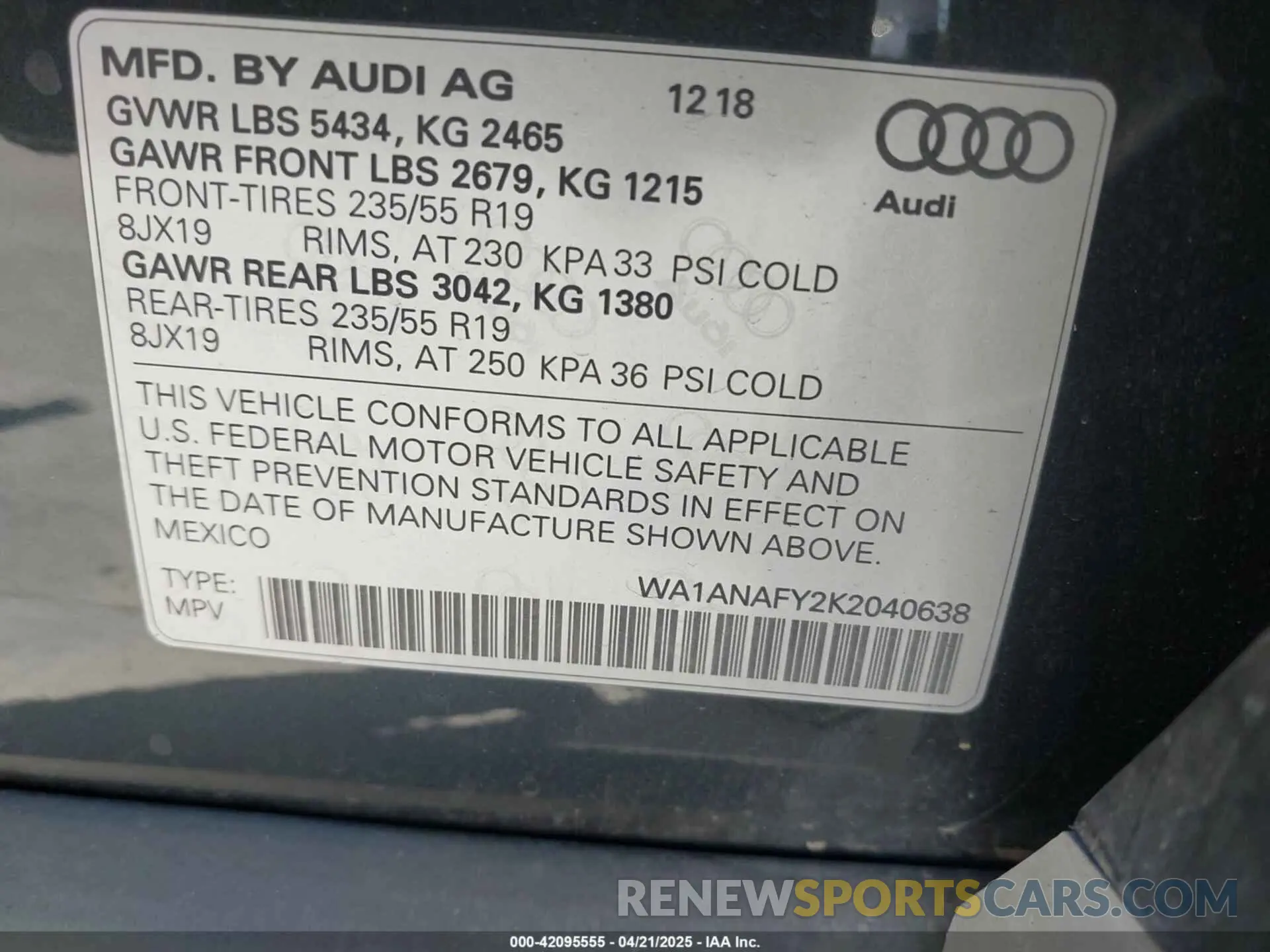 9 Photograph of a damaged car WA1ANAFY2K2040638 AUDI Q5 2019