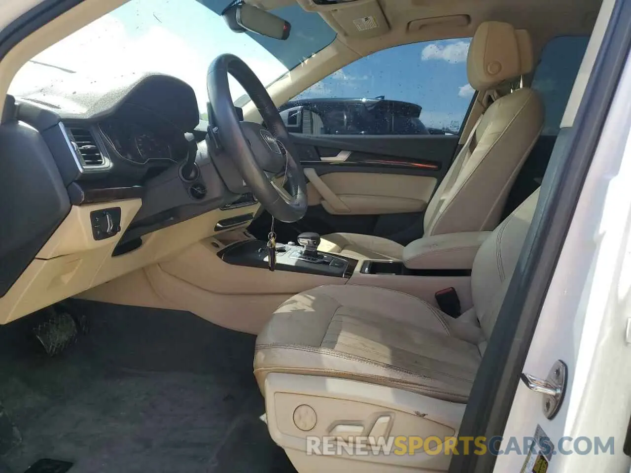 7 Photograph of a damaged car WA1ANAFY2K2081660 AUDI Q5 2019