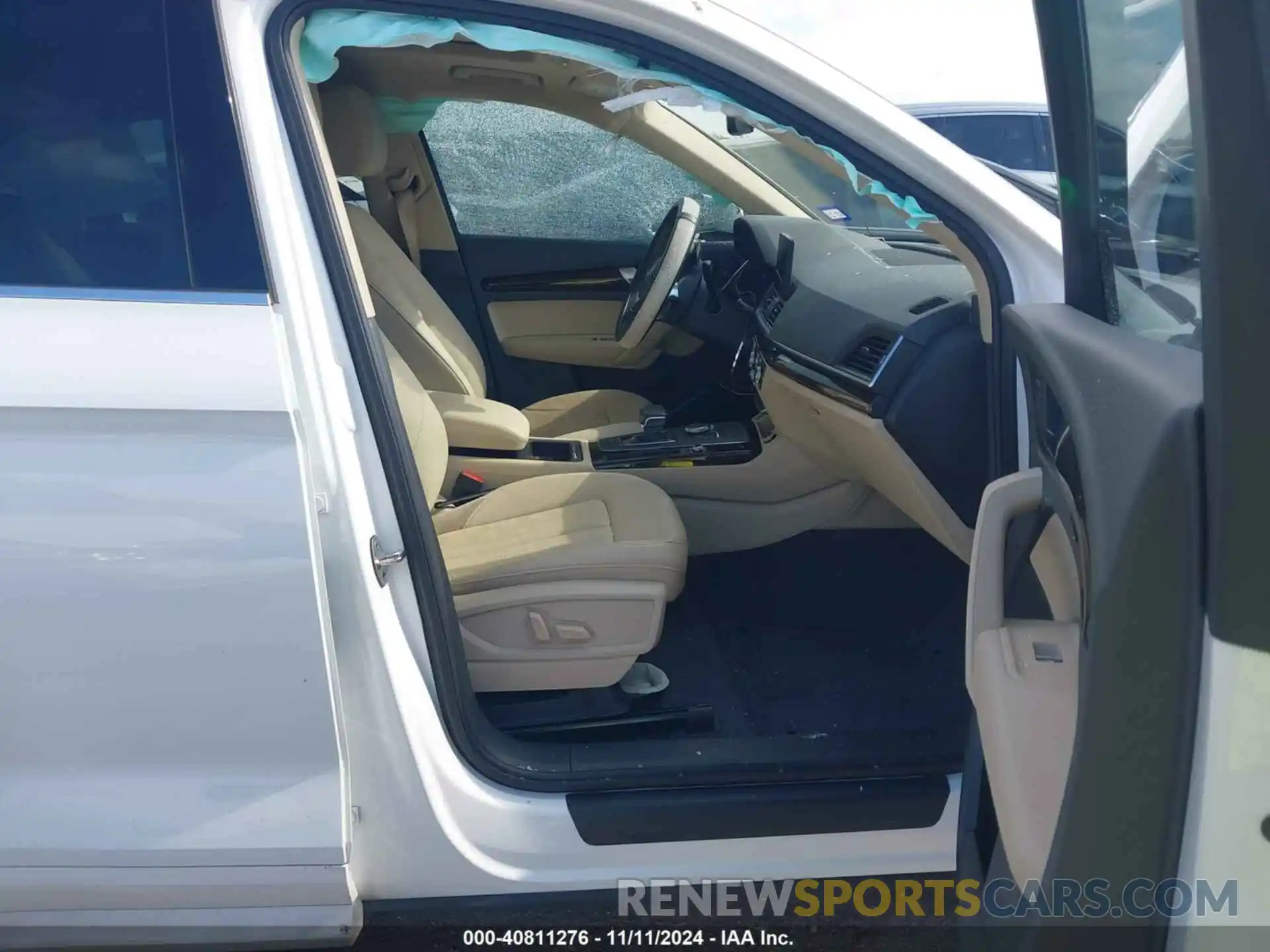 5 Photograph of a damaged car WA1ANAFY2K2100112 AUDI Q5 2019