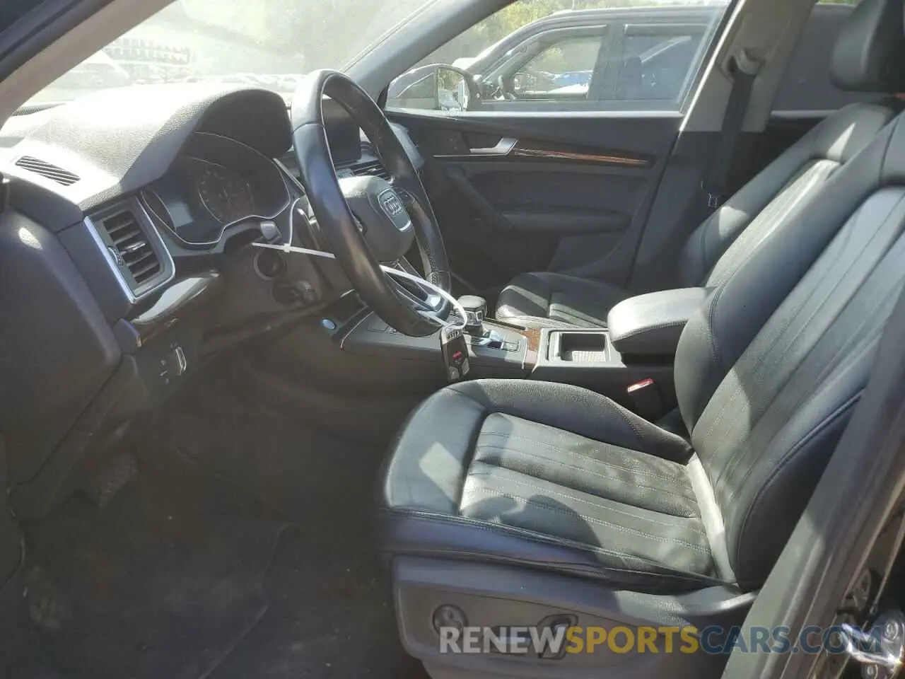 7 Photograph of a damaged car WA1ANAFY2K2124717 AUDI Q5 2019