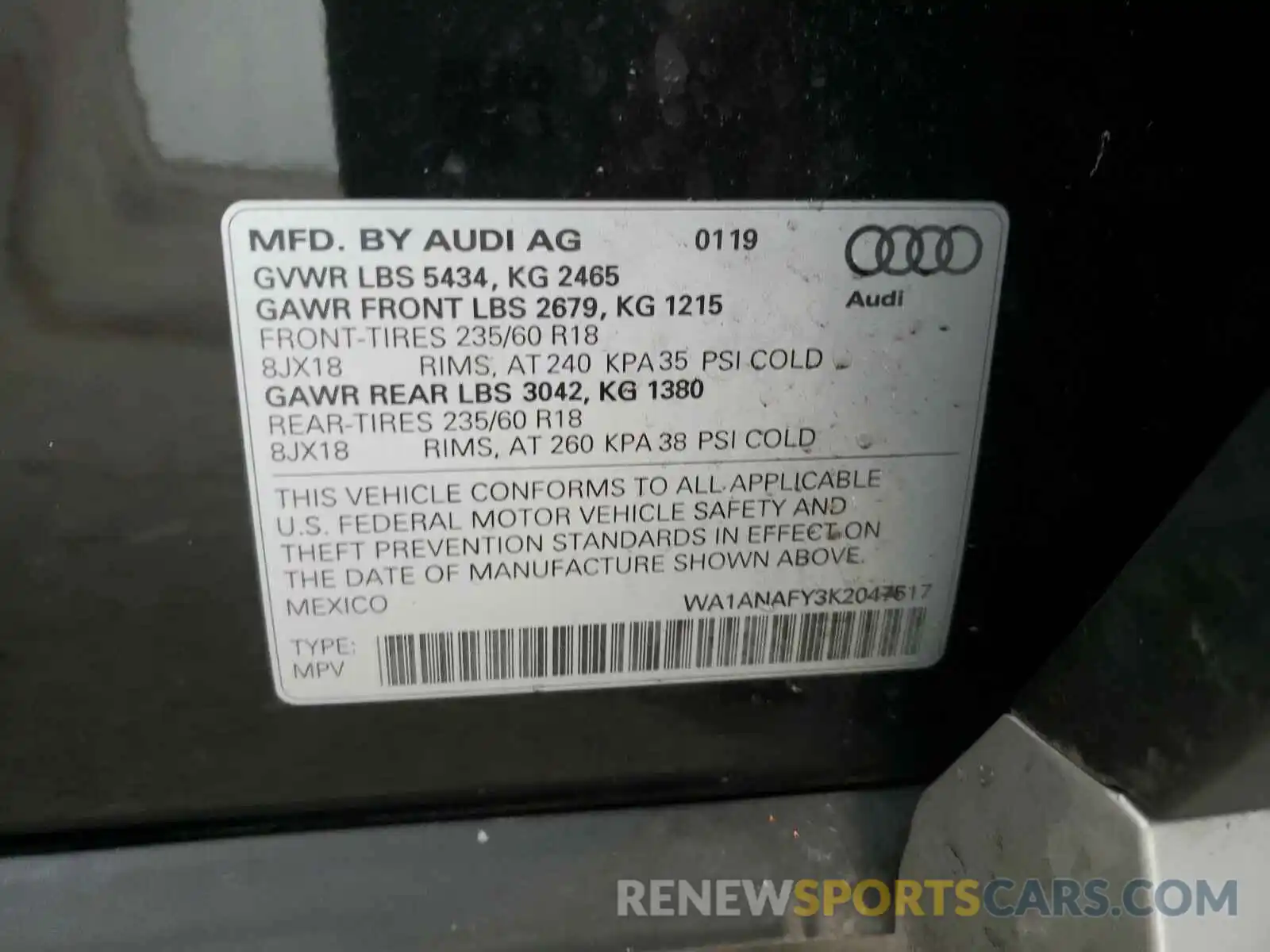 10 Photograph of a damaged car WA1ANAFY3K2047517 AUDI Q5 2019