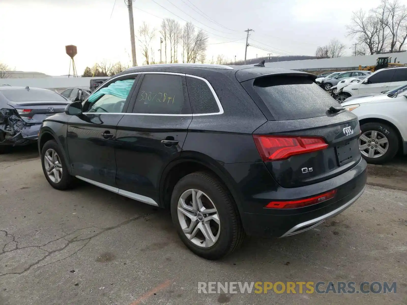 3 Photograph of a damaged car WA1ANAFY3K2047517 AUDI Q5 2019