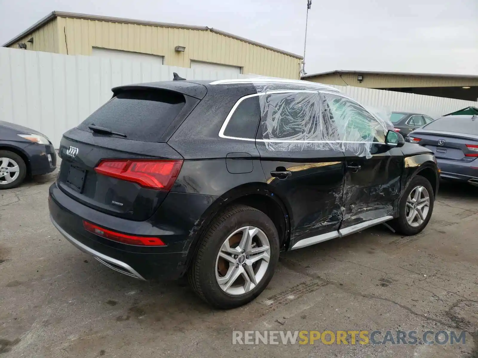 4 Photograph of a damaged car WA1ANAFY3K2047517 AUDI Q5 2019