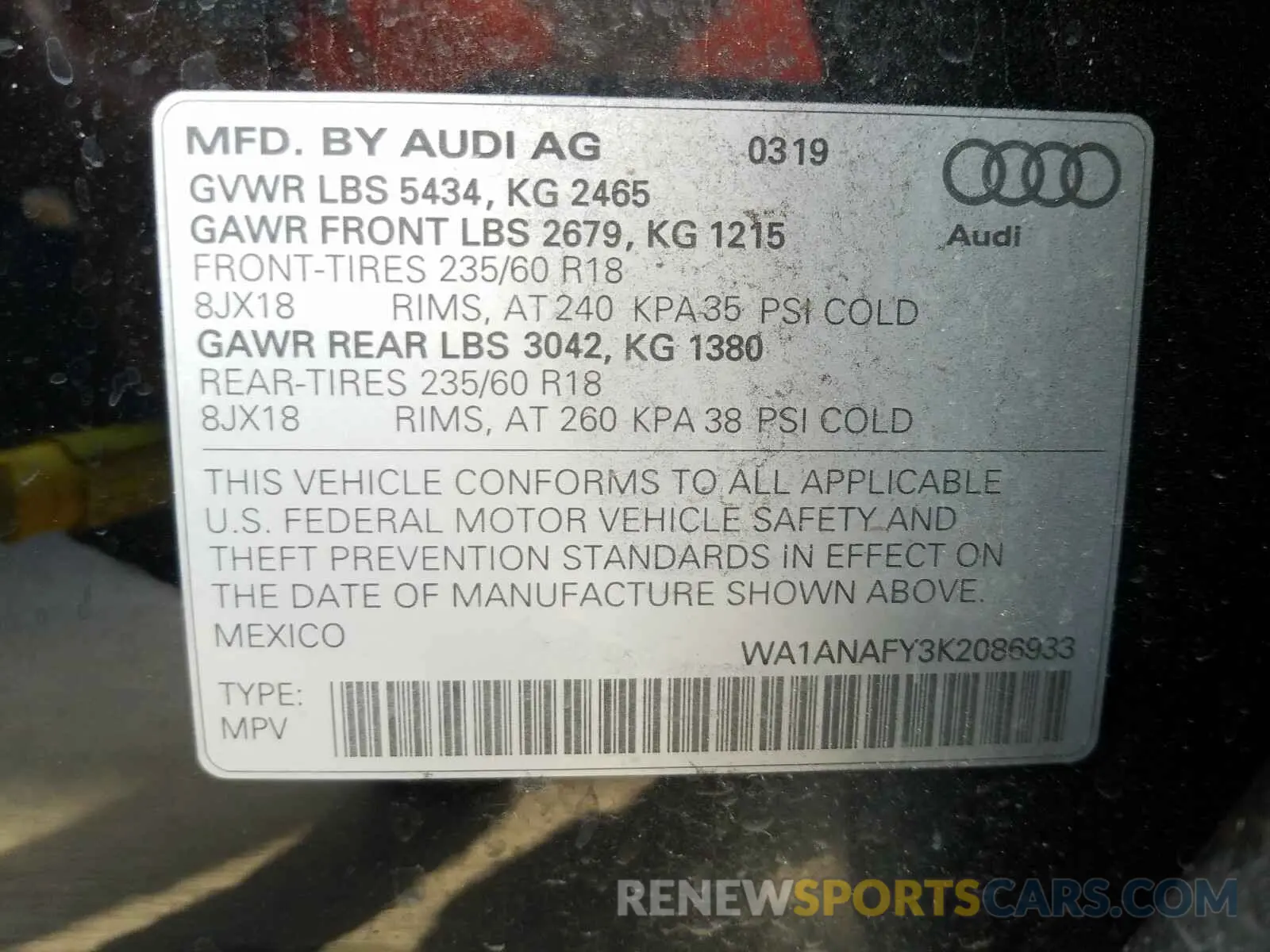 10 Photograph of a damaged car WA1ANAFY3K2086933 AUDI Q5 2019
