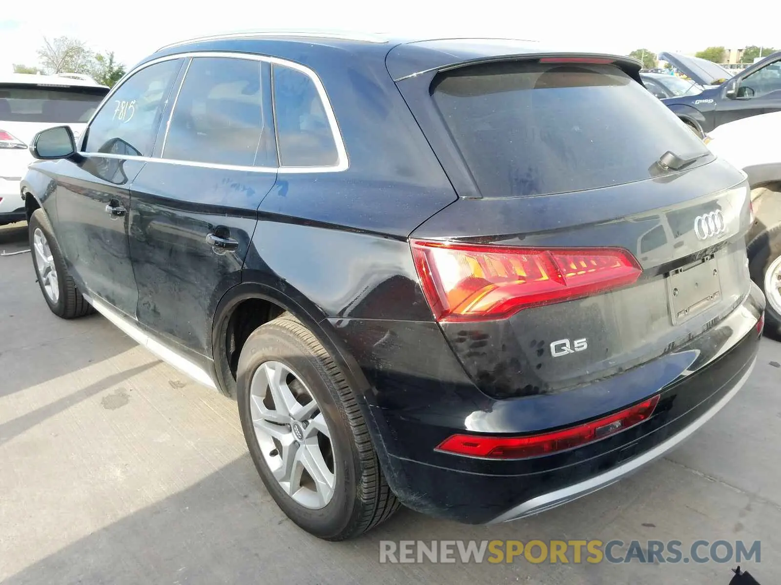 3 Photograph of a damaged car WA1ANAFY3K2086933 AUDI Q5 2019