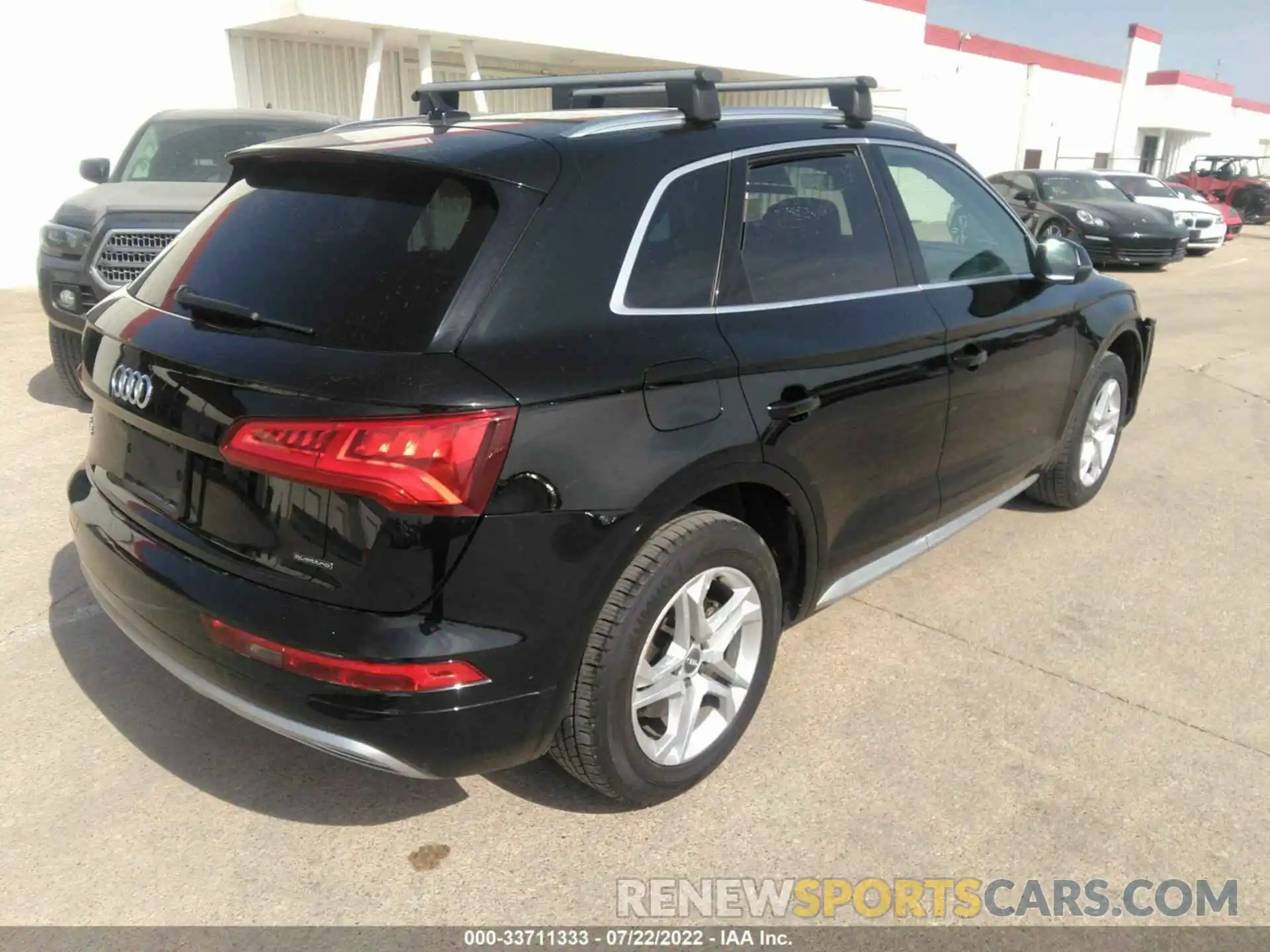 4 Photograph of a damaged car WA1ANAFY3K2106419 AUDI Q5 2019